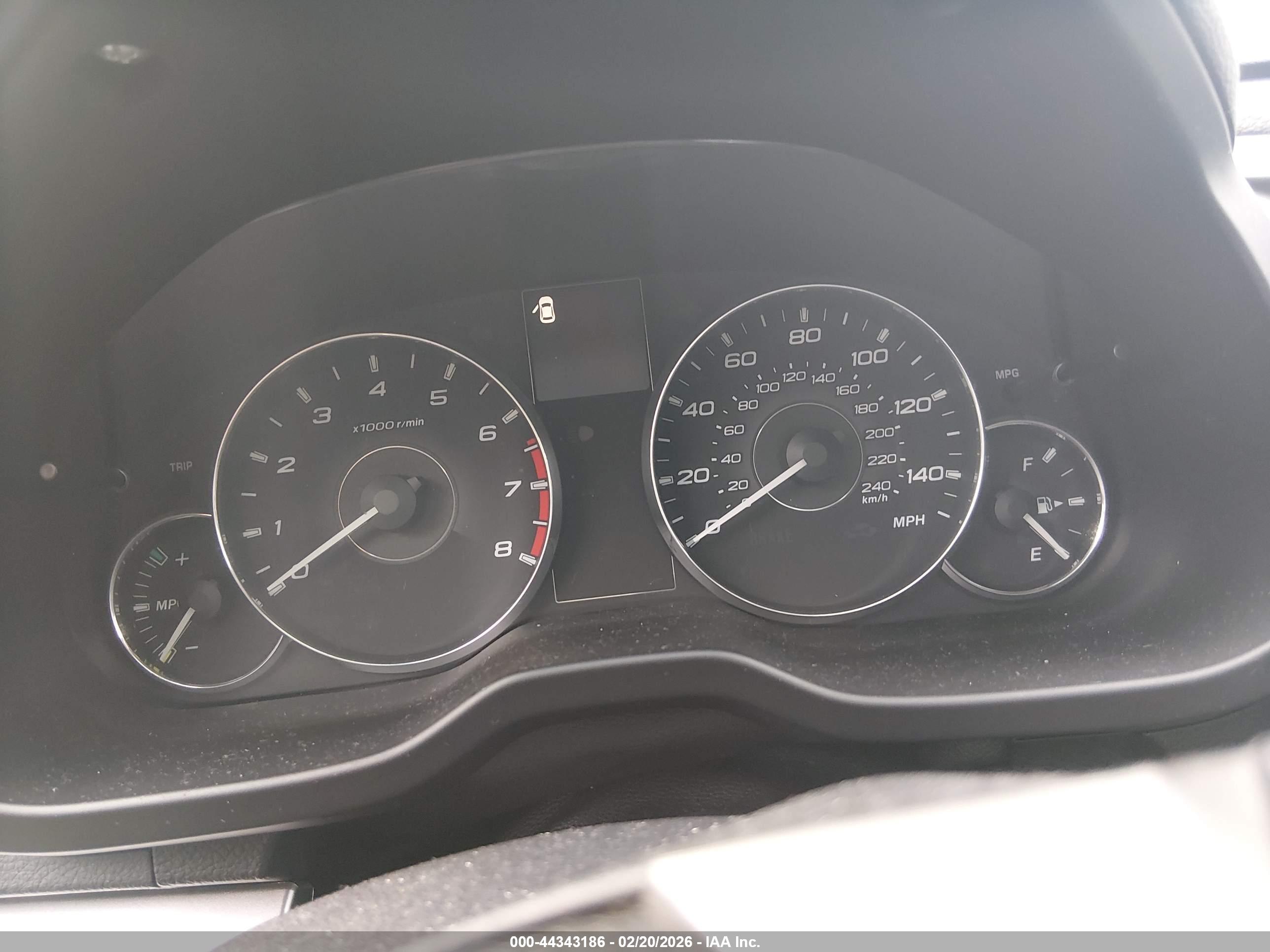 SUBARU OUTBACK image 7