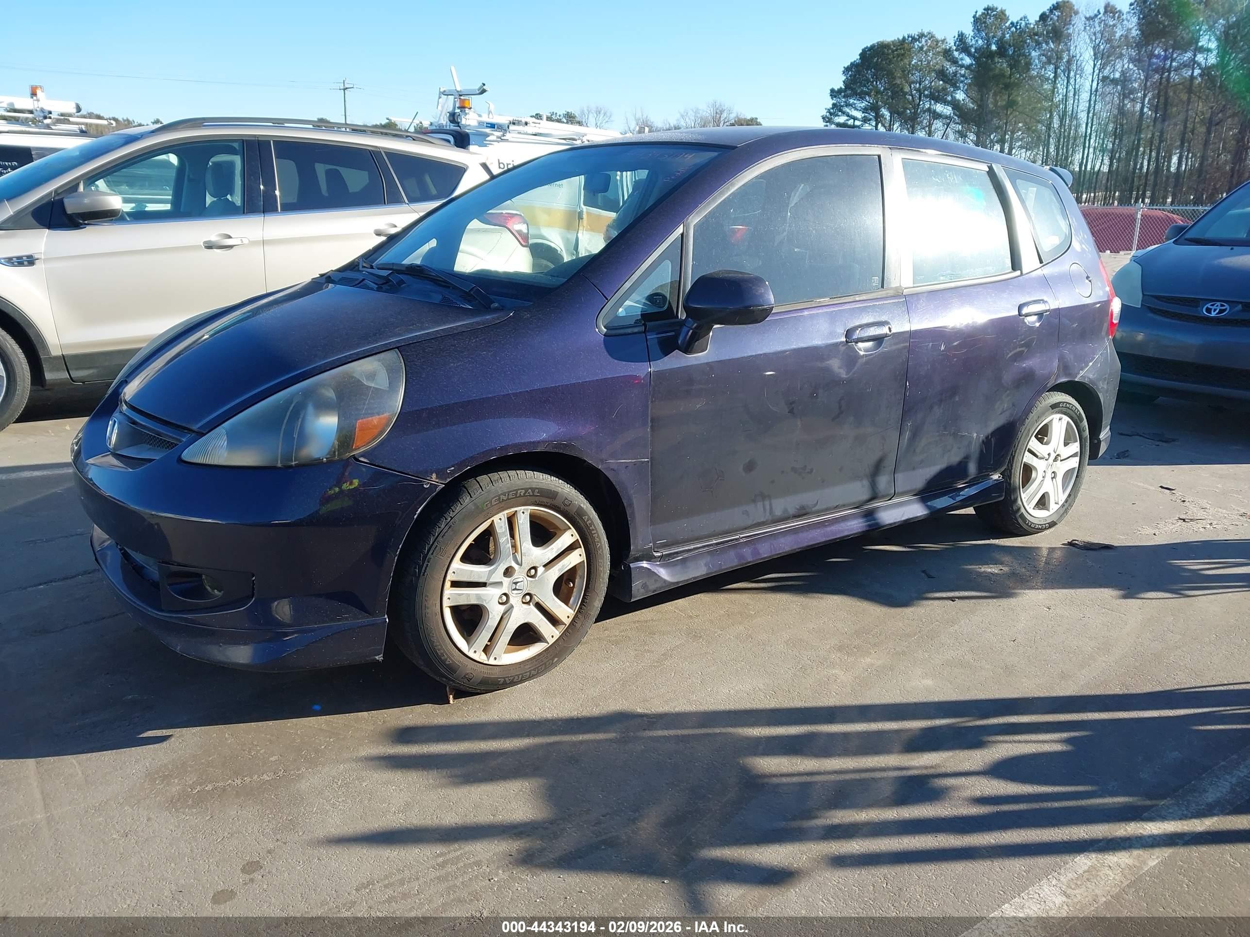 HONDA FIT image 2