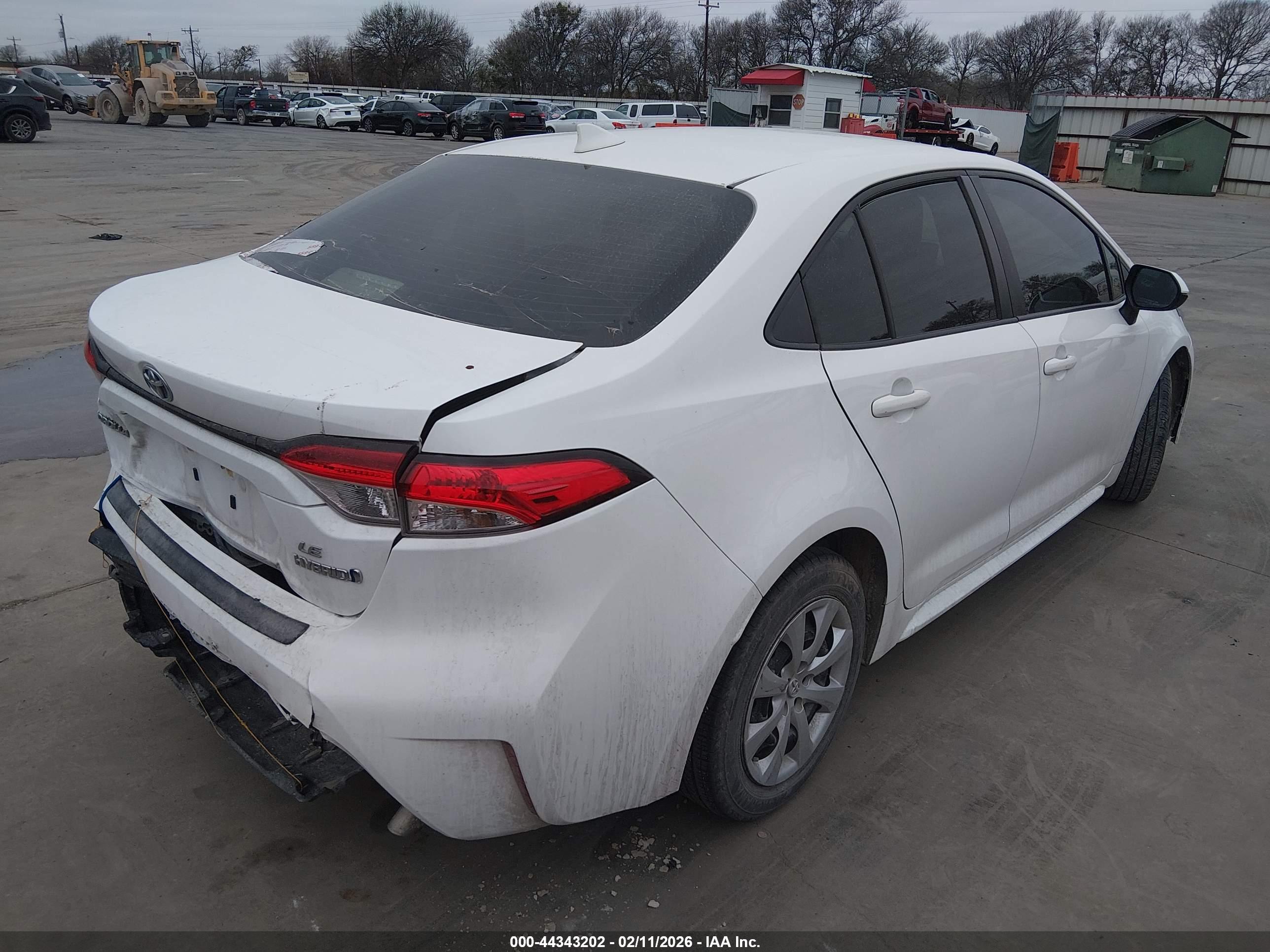 TOYOTA COROLLA image 4
