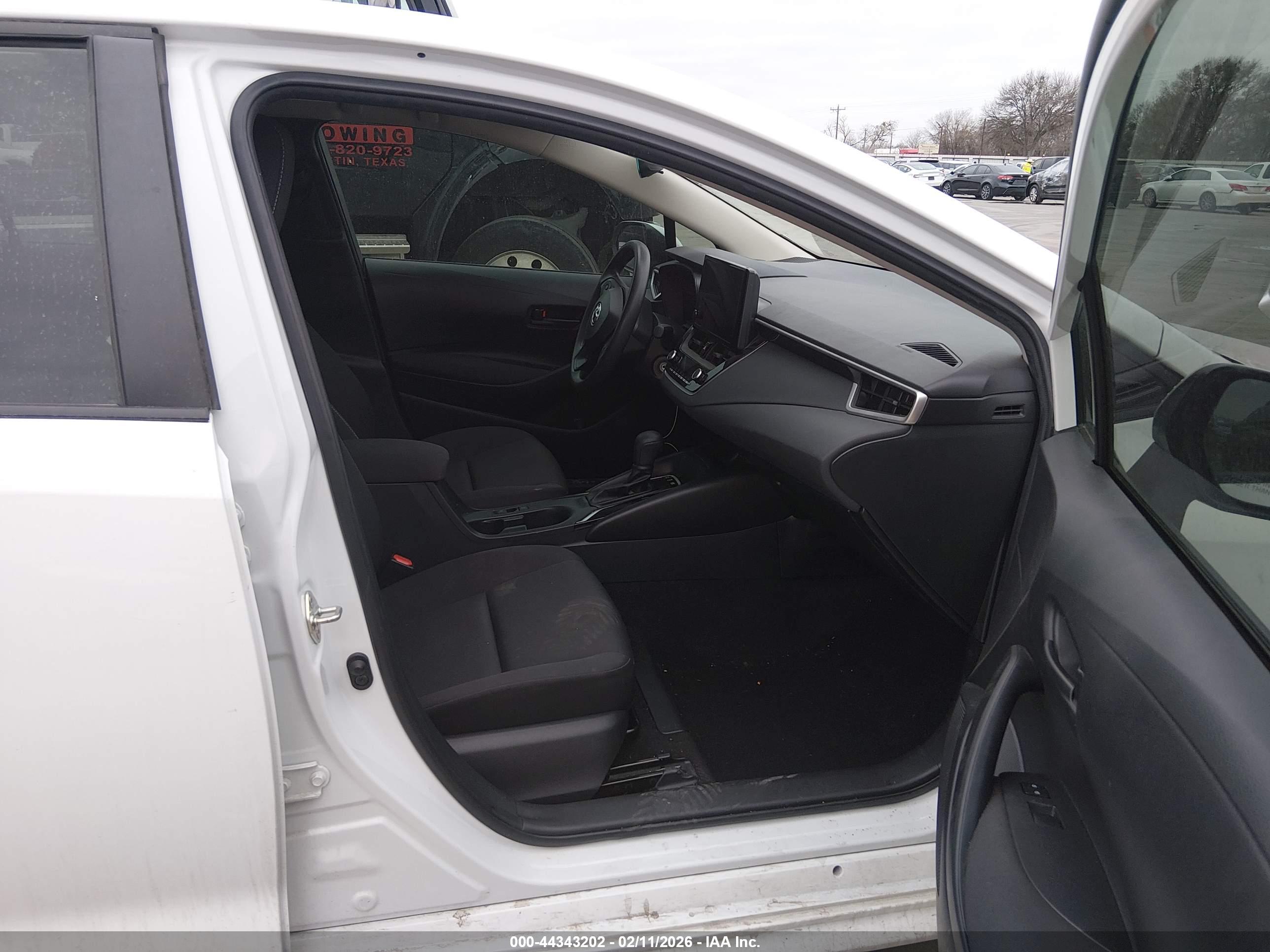 TOYOTA COROLLA image 5