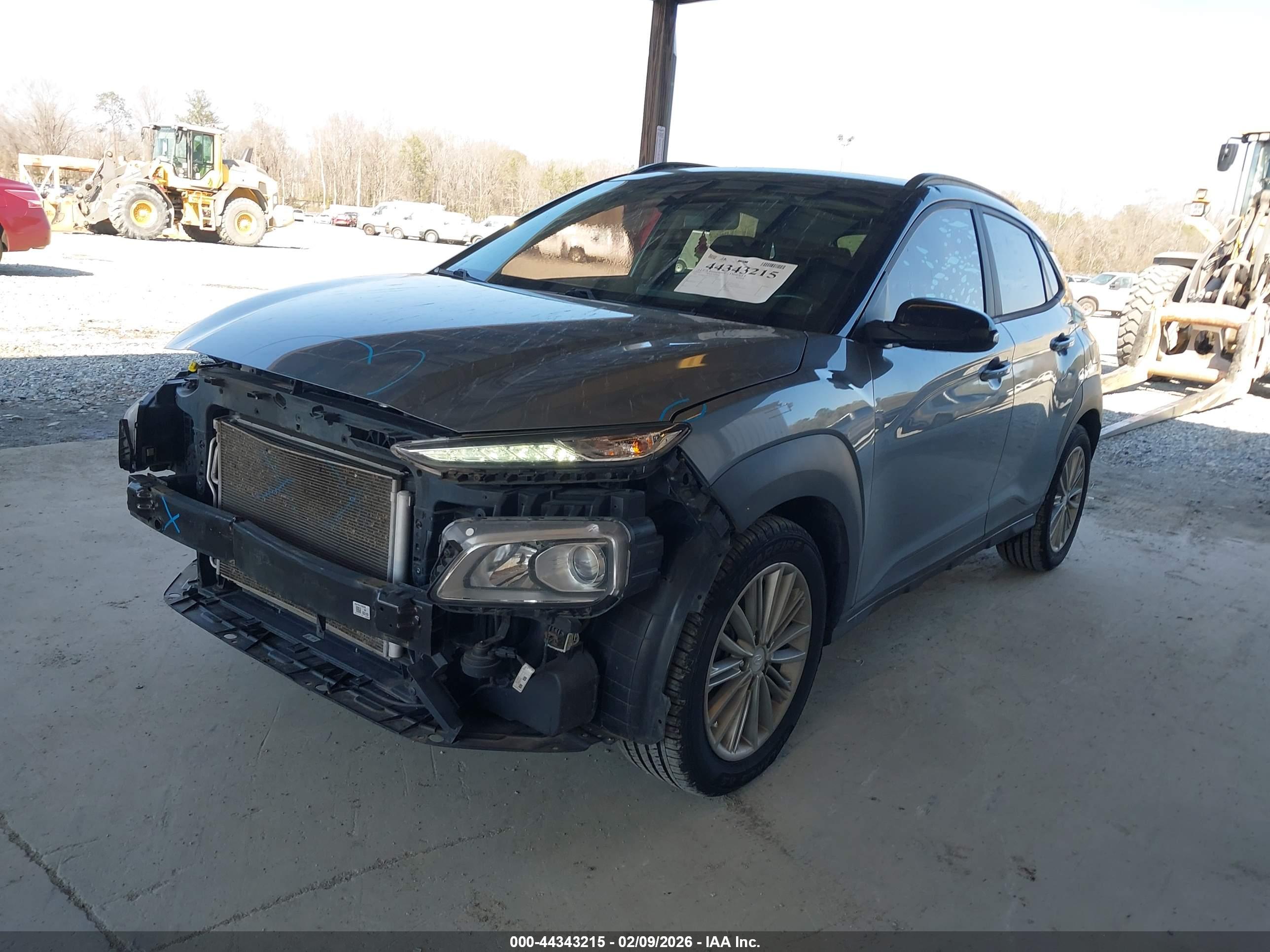 HYUNDAI KONA image 2