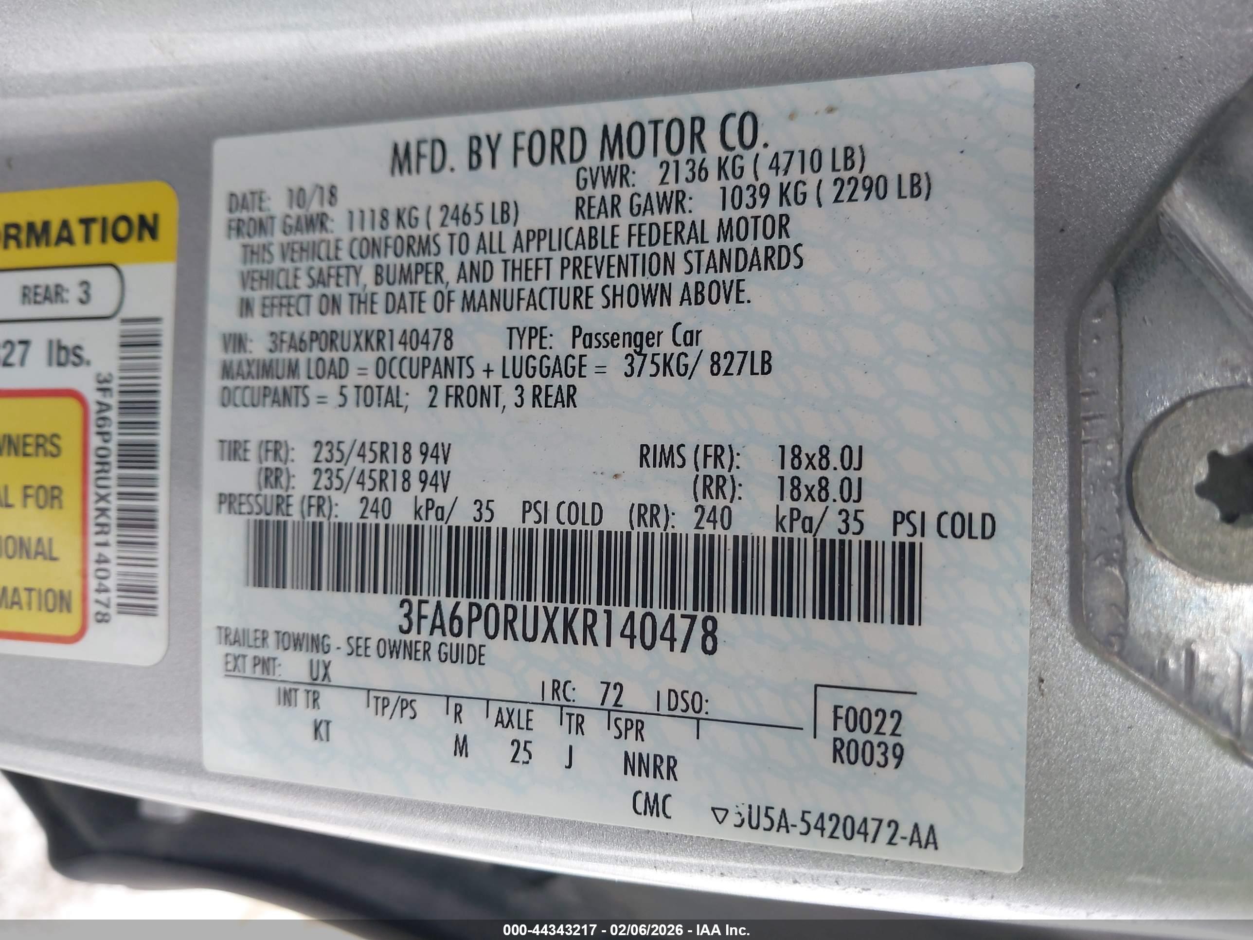 FORD FUSION image 9