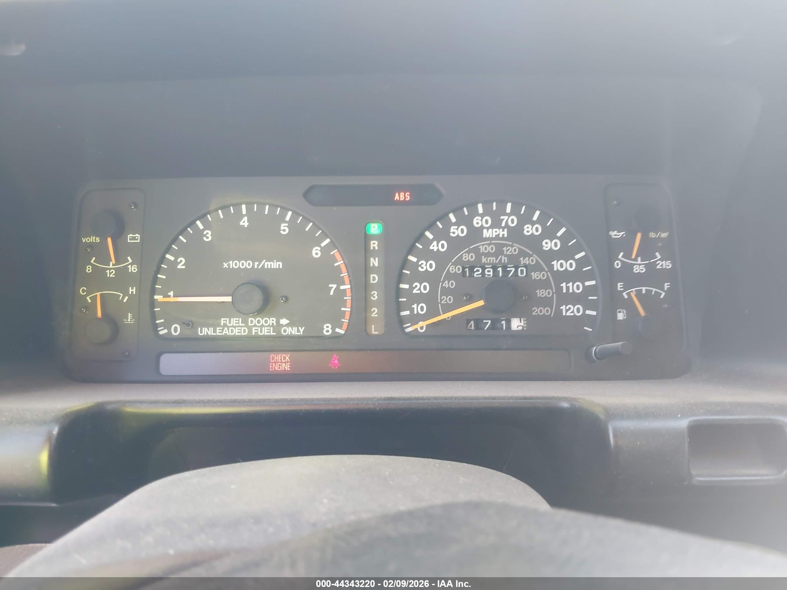 ISUZU TROOPER image 7