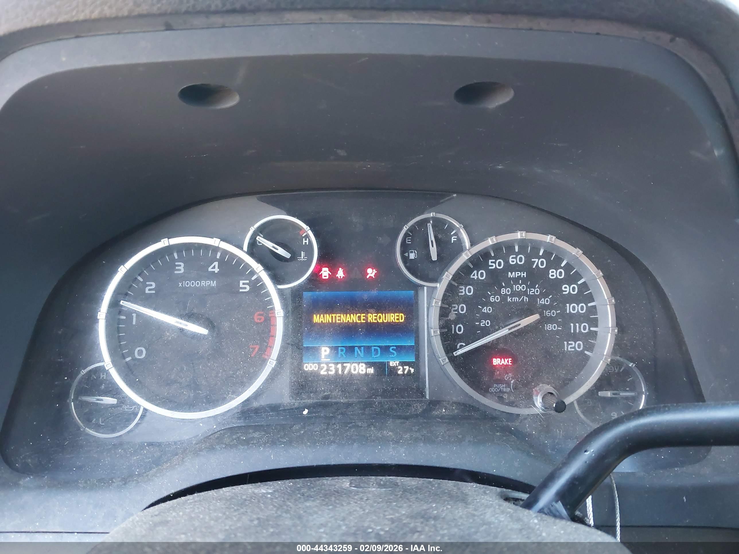 TOYOTA TUNDRA image 7