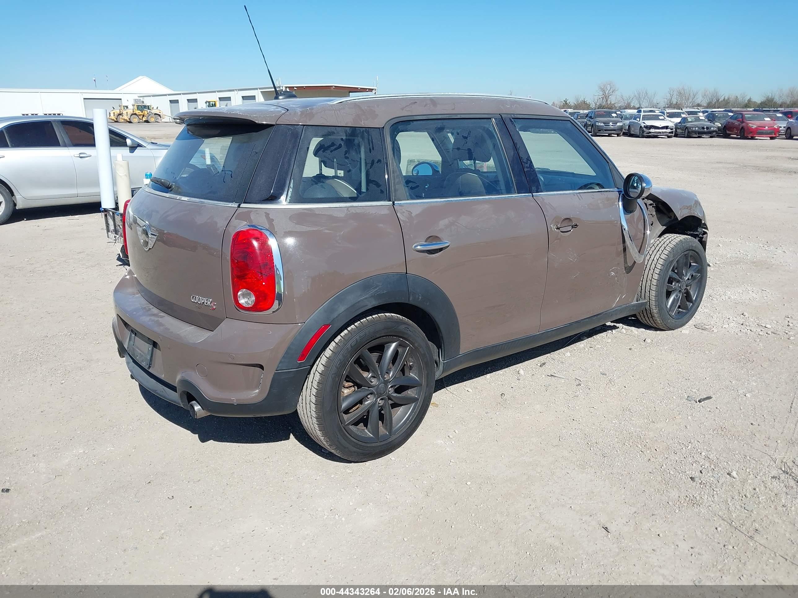 MINI COOPER image 4