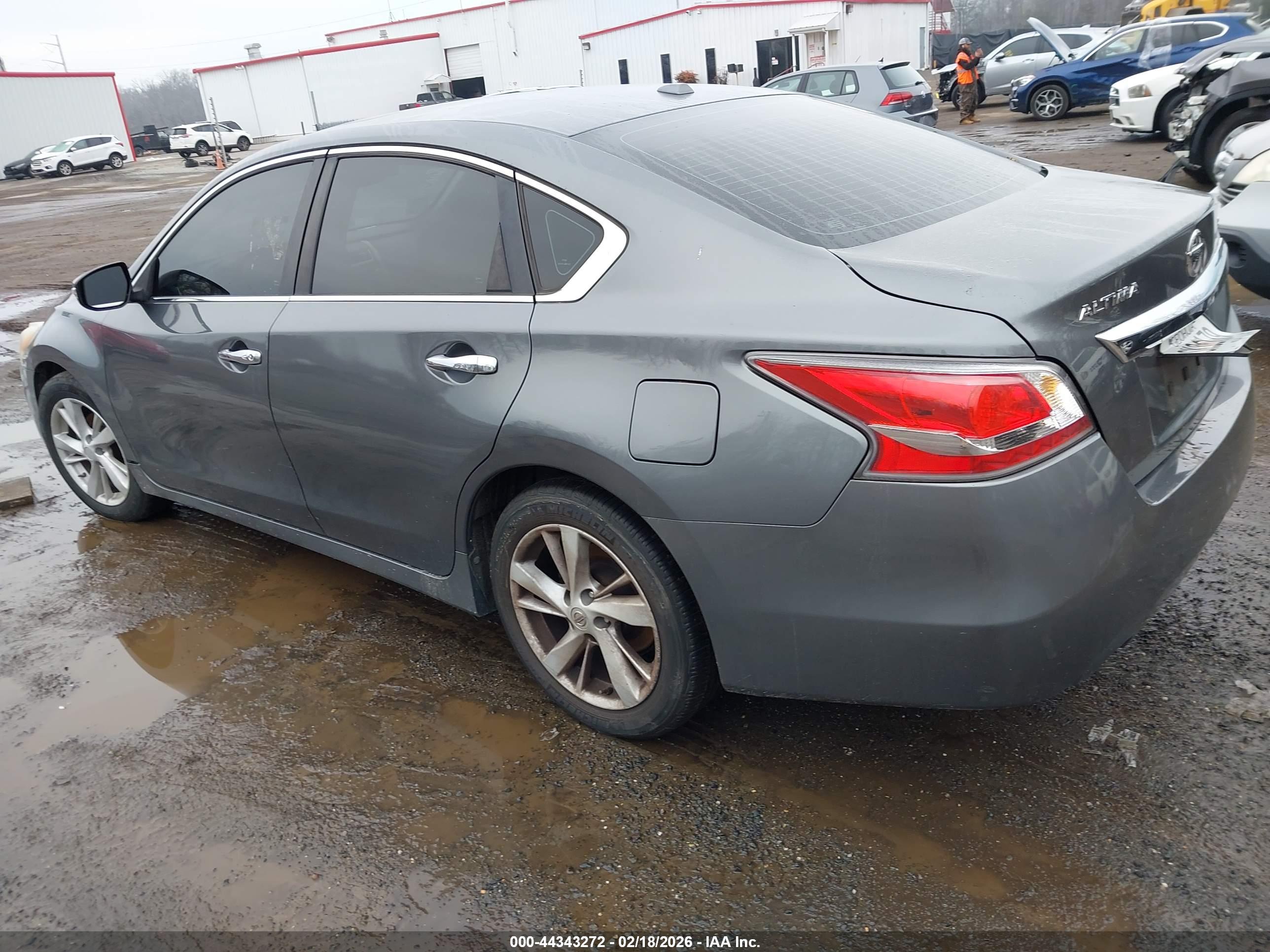 NISSAN ALTIMA image 3