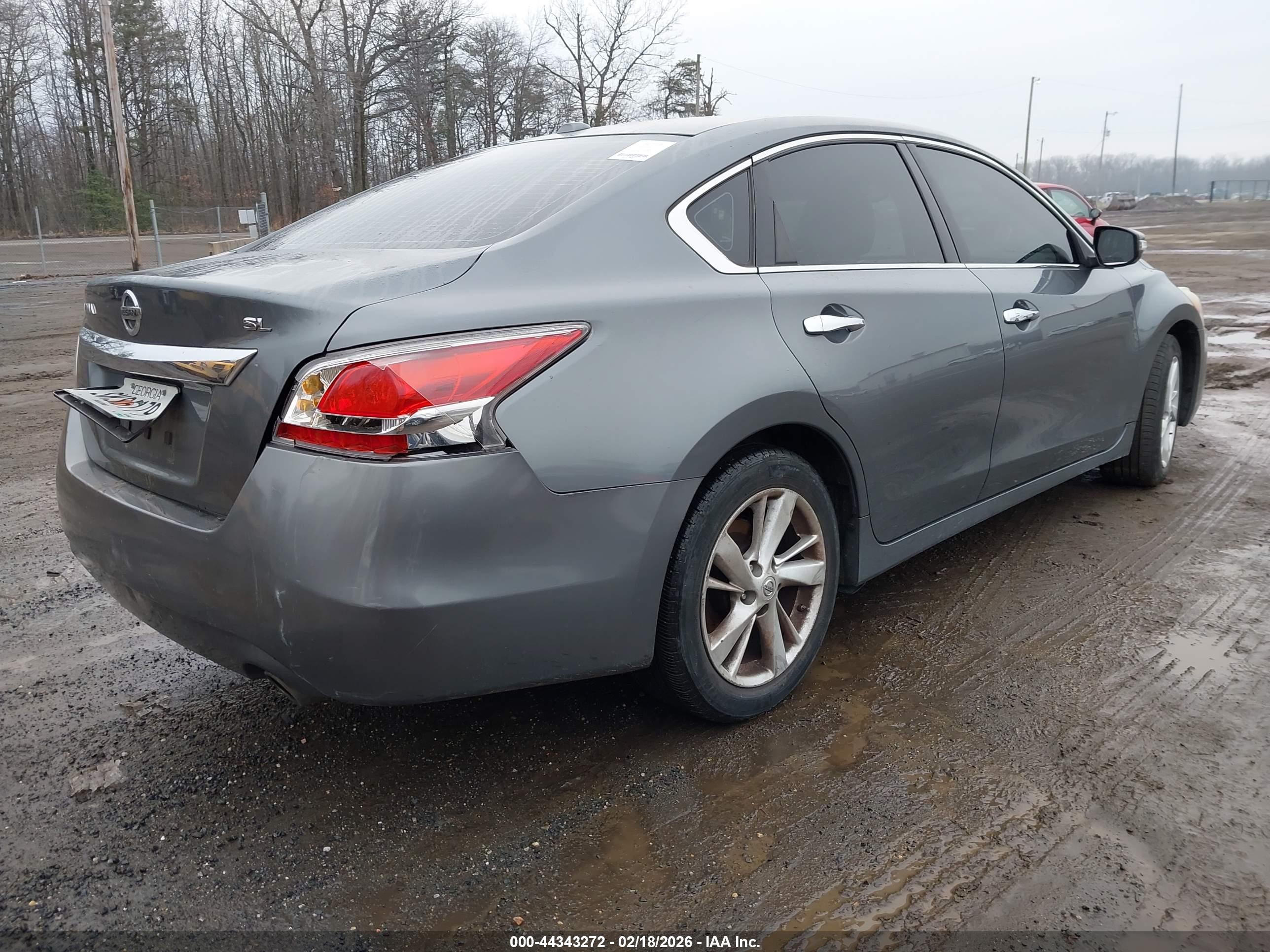 NISSAN ALTIMA image 4