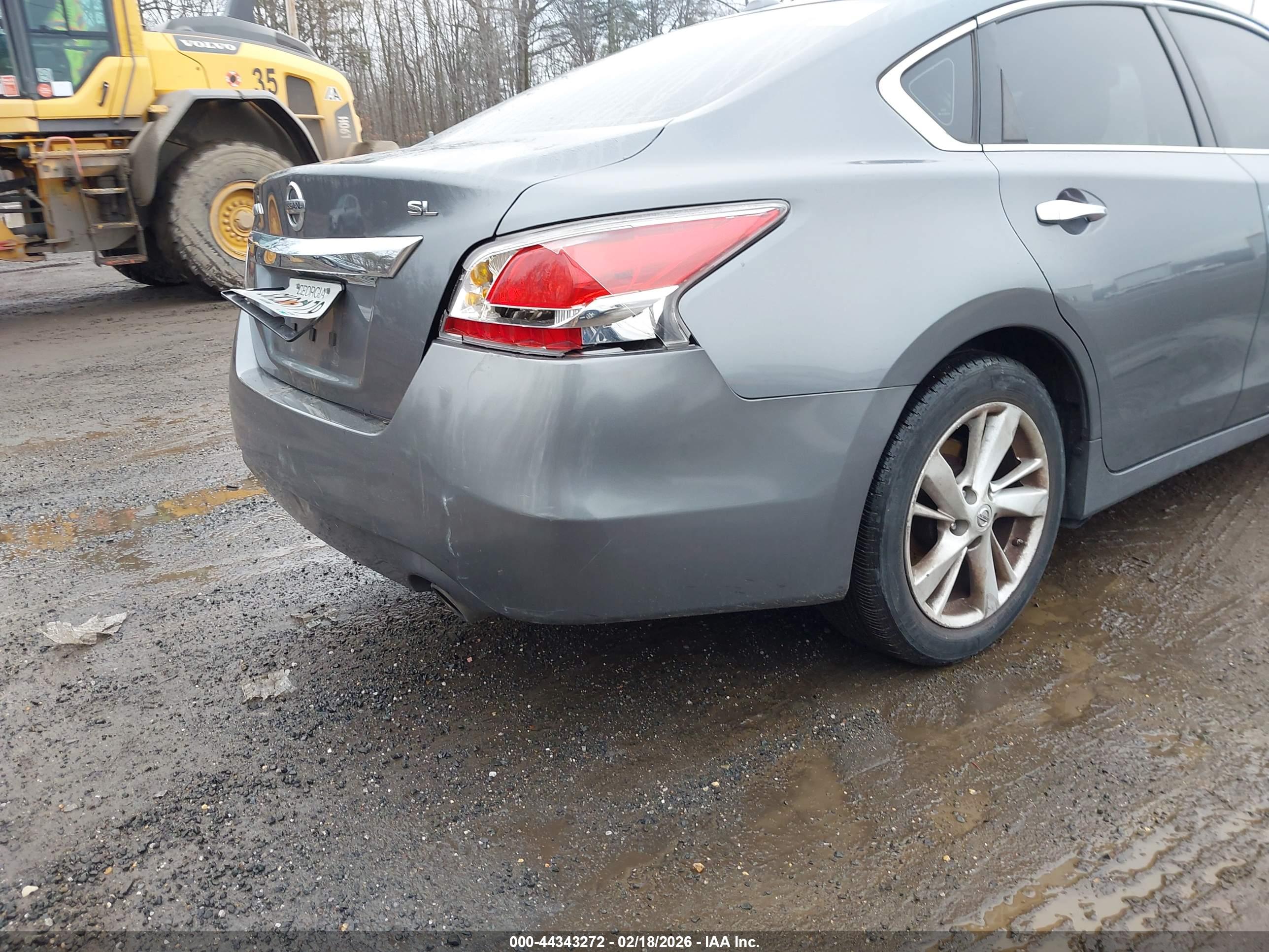 NISSAN ALTIMA image 6