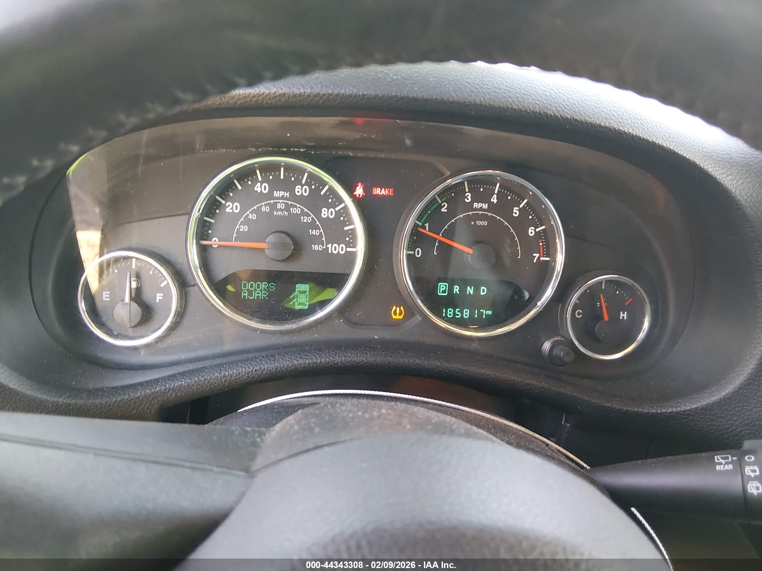 JEEP WRANGLER image 7