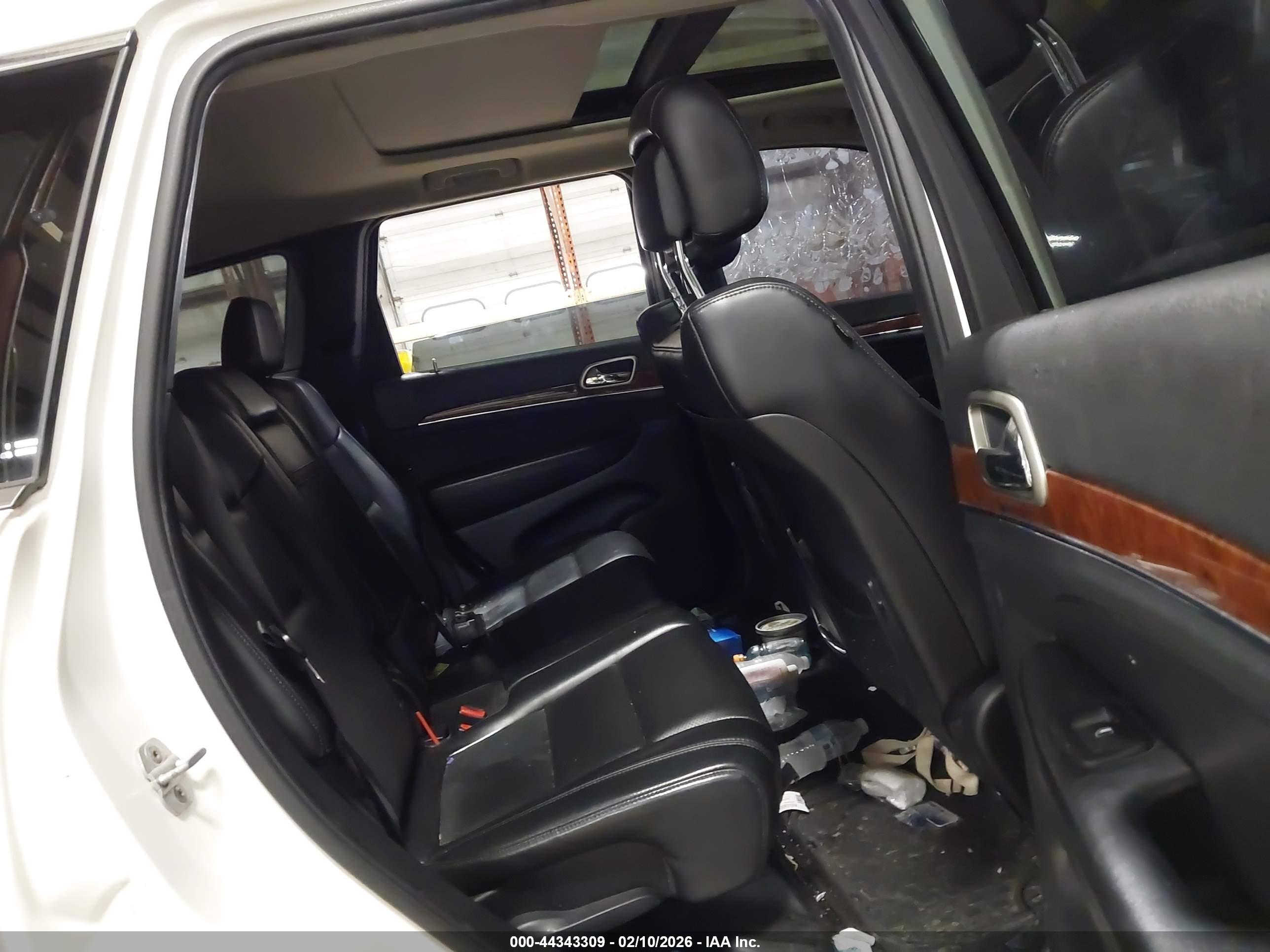 JEEP GRAND image 8