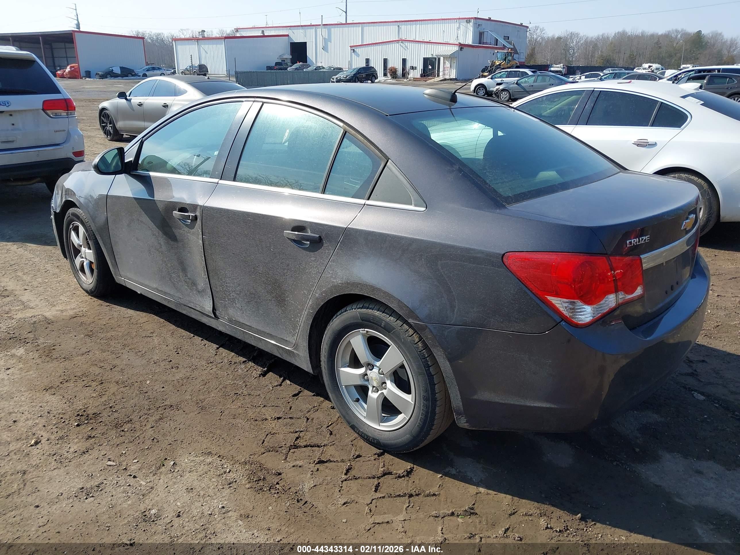 CHEVROLET CRUZE image 3