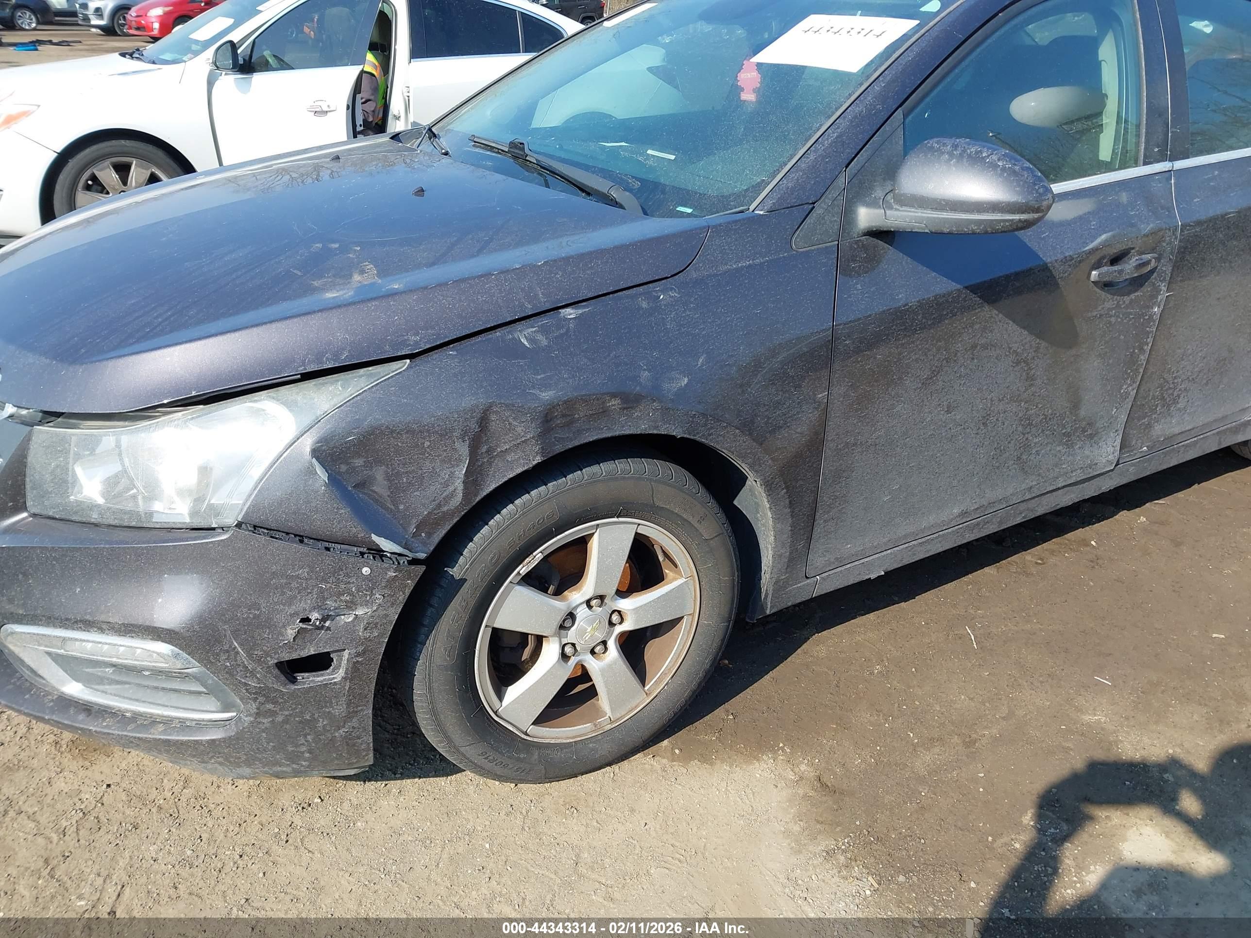 CHEVROLET CRUZE image 6