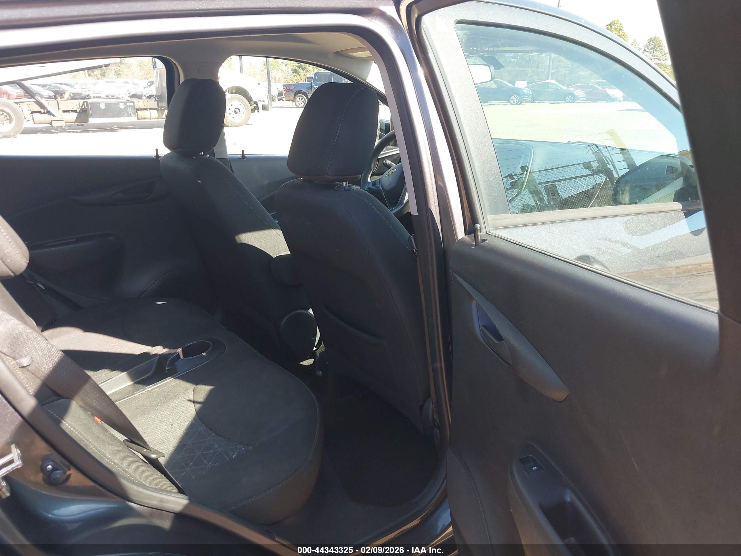CHEVROLET SPARK image 8