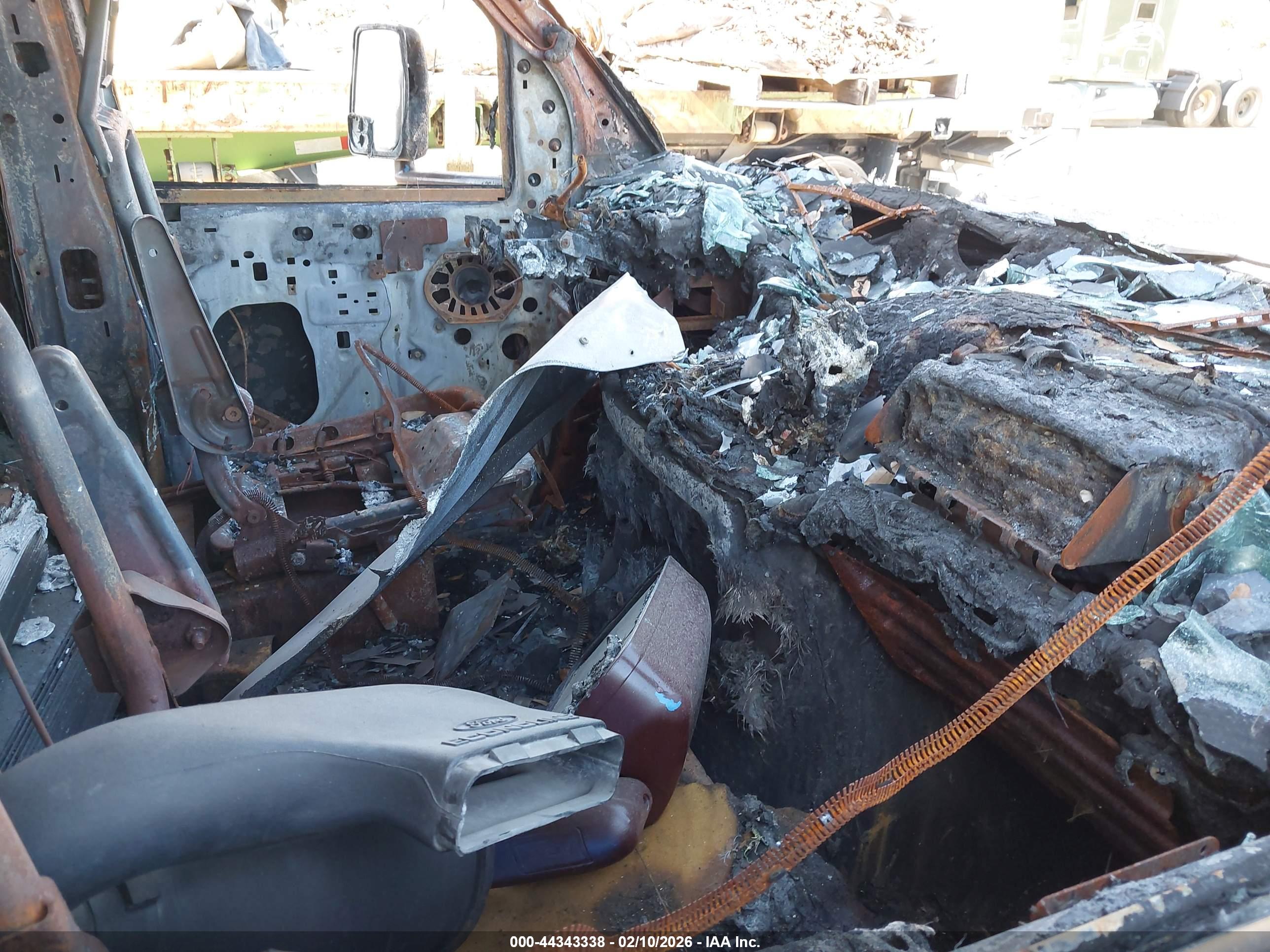 FORD E-350 image 5