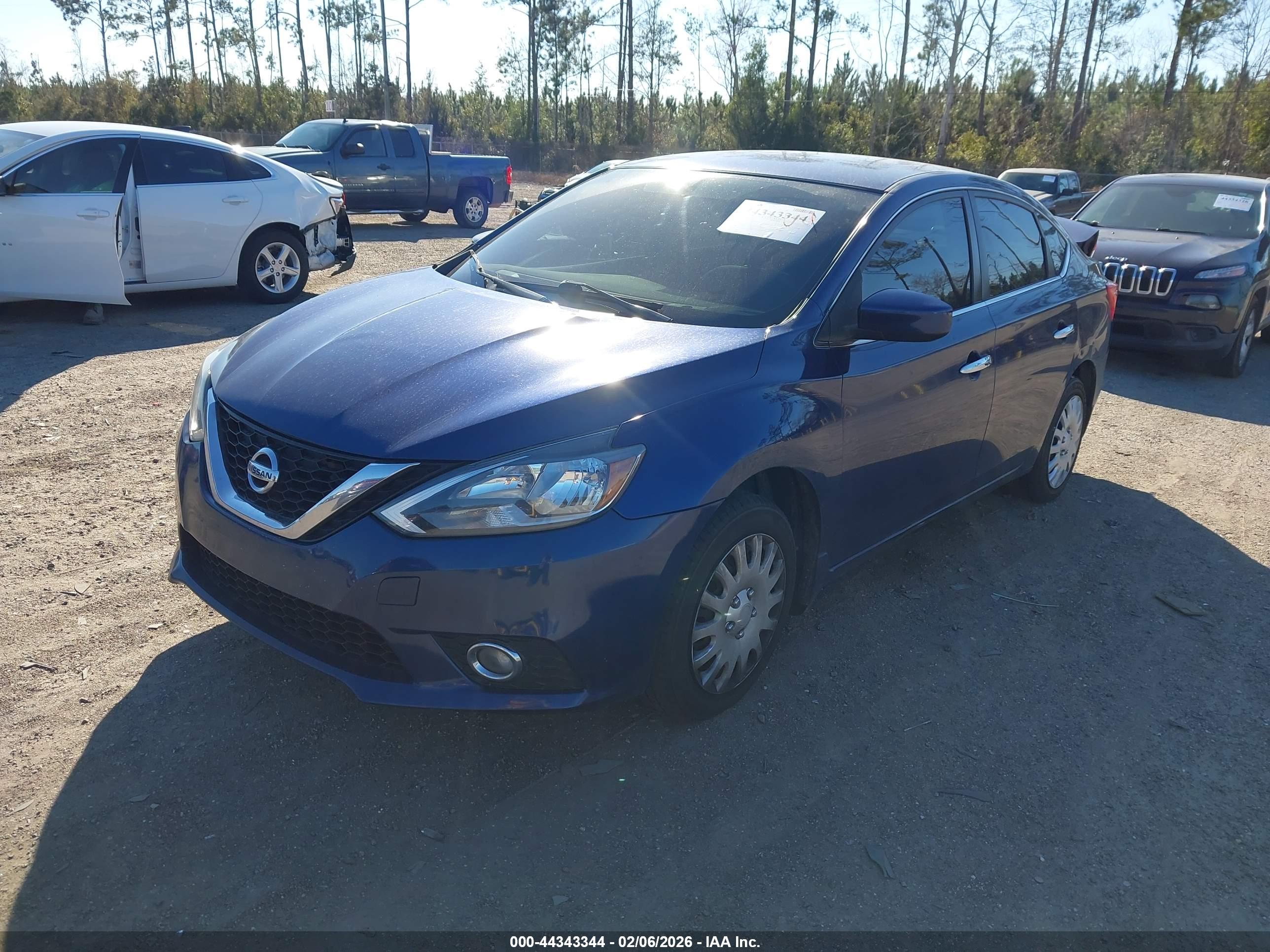 NISSAN SENTRA image 2
