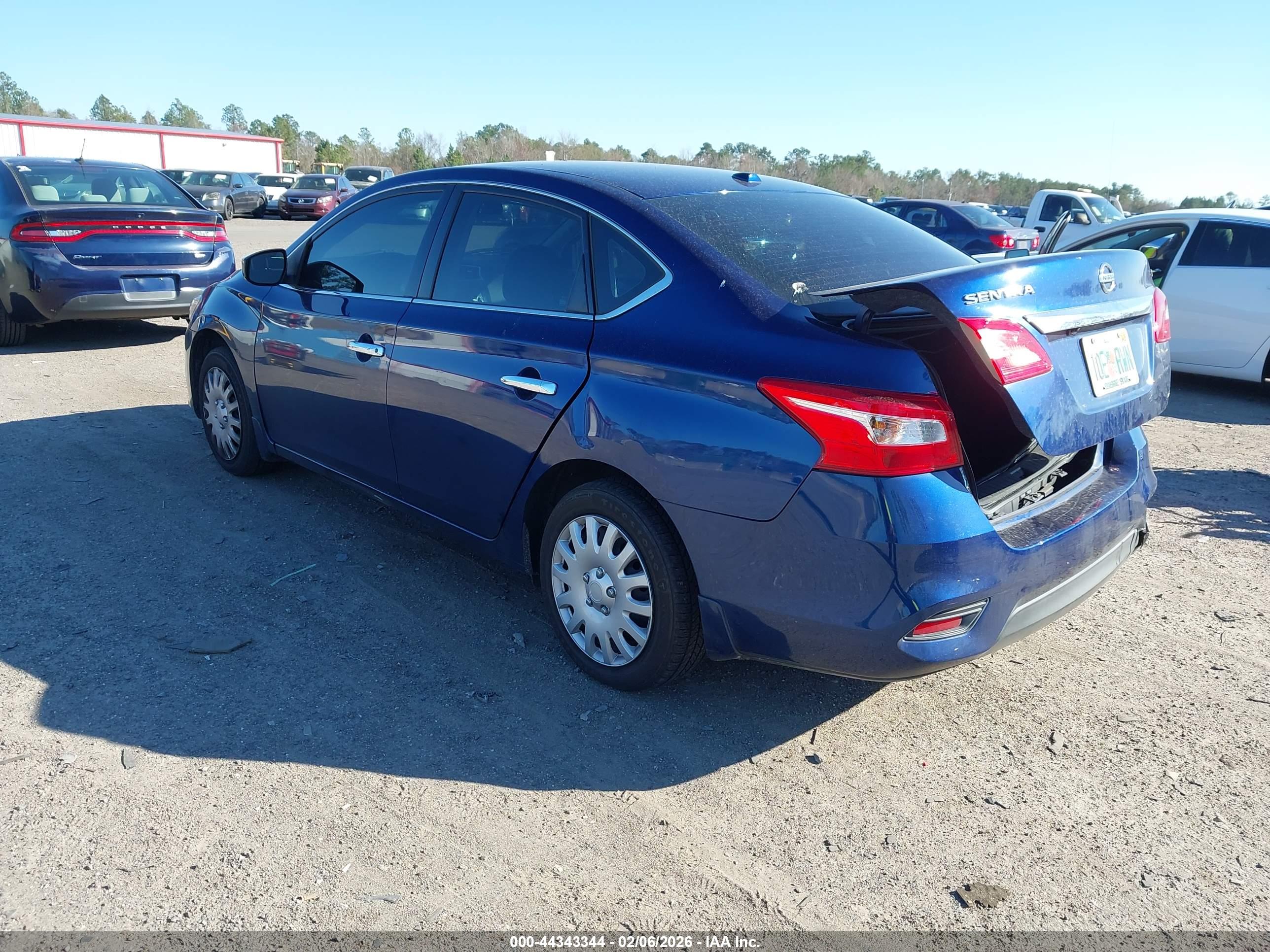 NISSAN SENTRA image 3