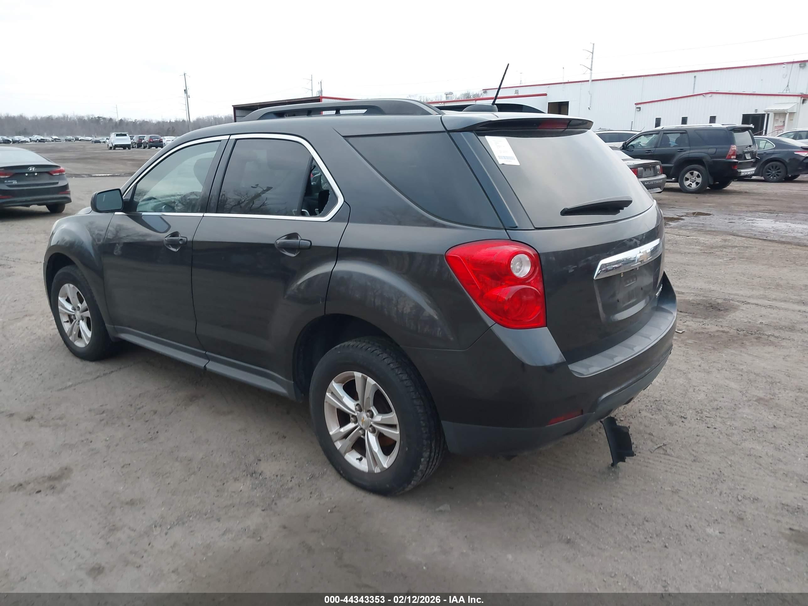 CHEVROLET EQUINOX image 3