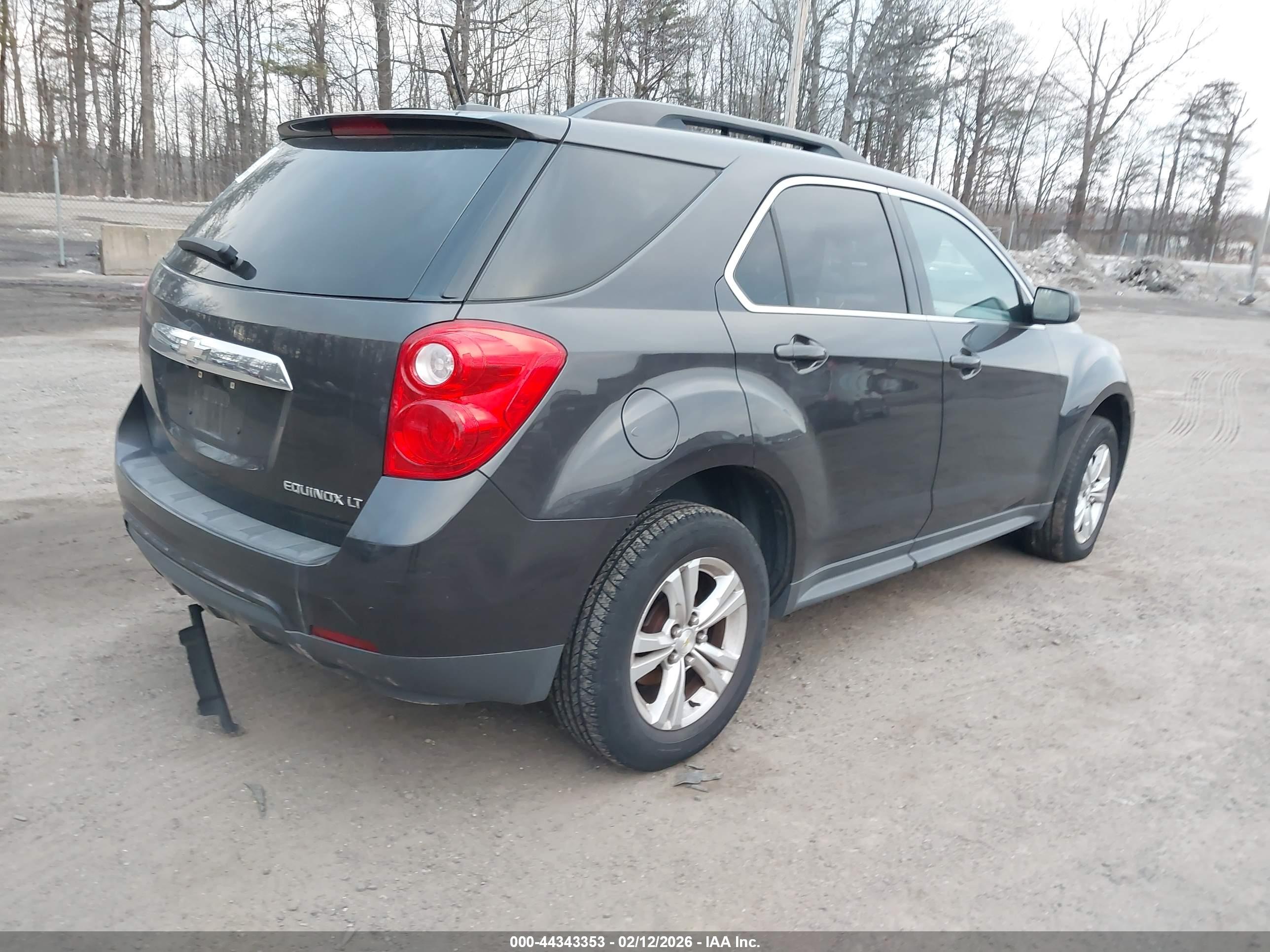 CHEVROLET EQUINOX image 4