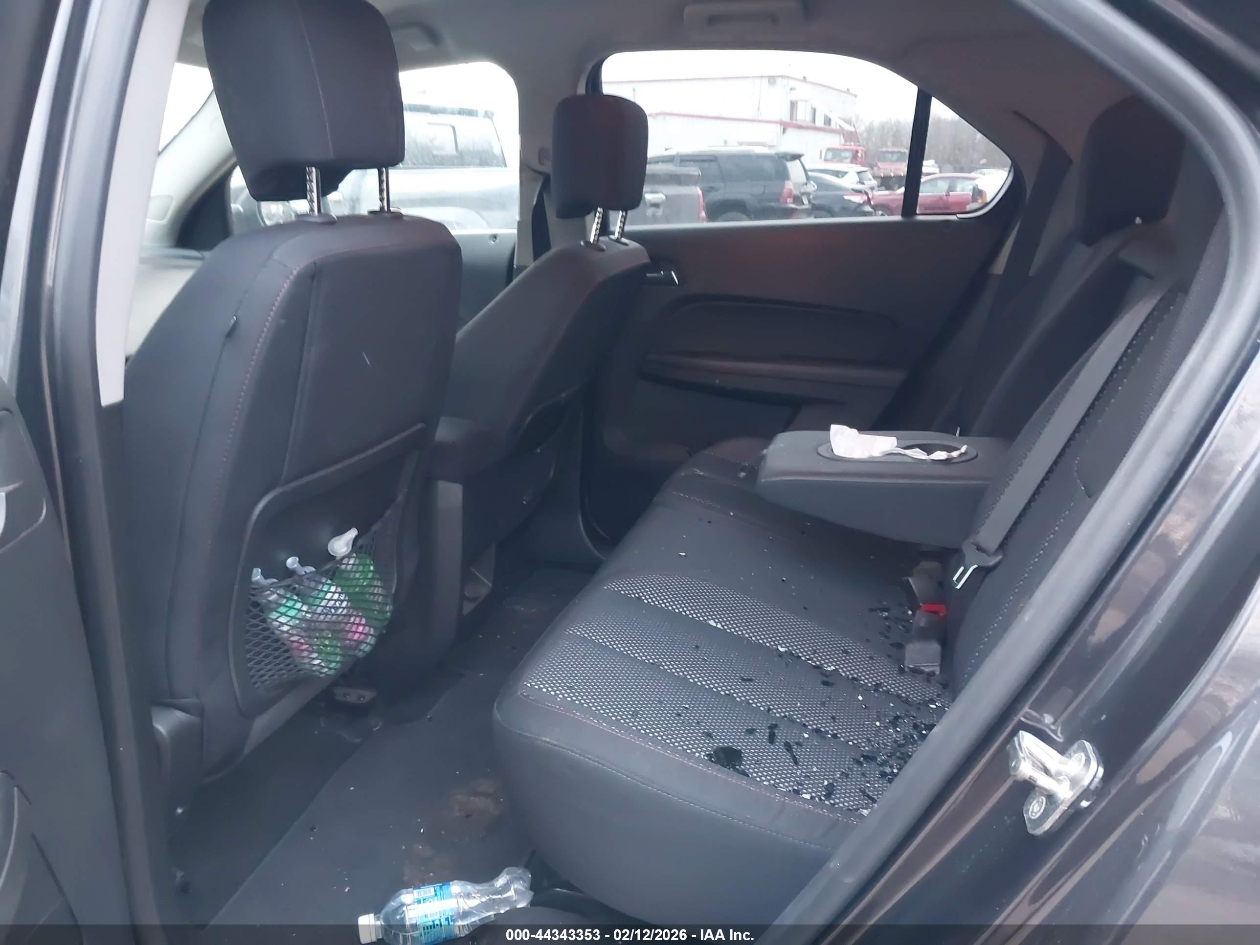 CHEVROLET EQUINOX image 8