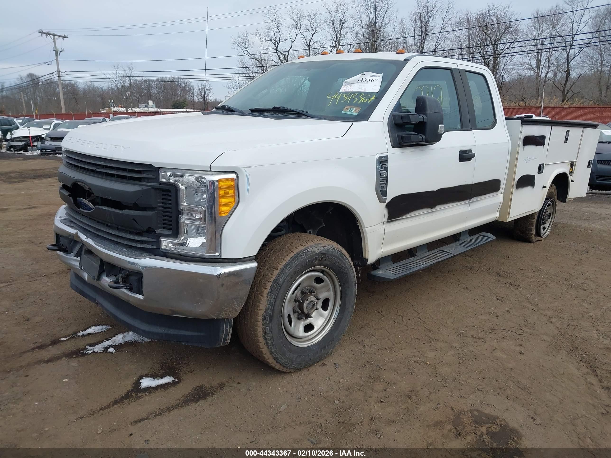 FORD F-350 image 2