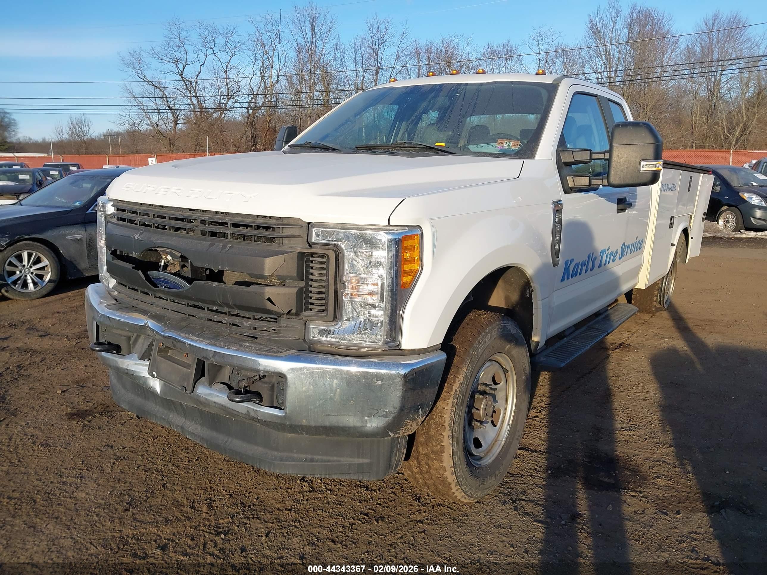 FORD F-350 image 6
