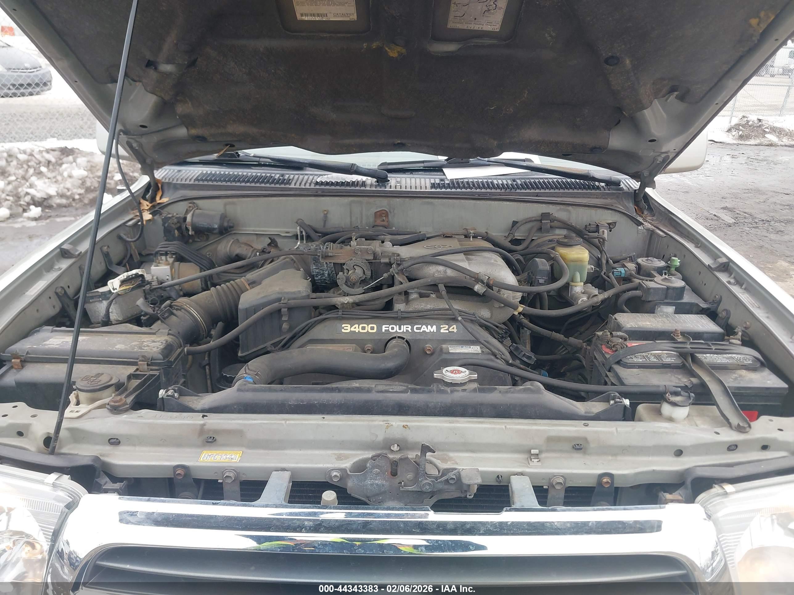 TOYOTA 4RUNNER image 10