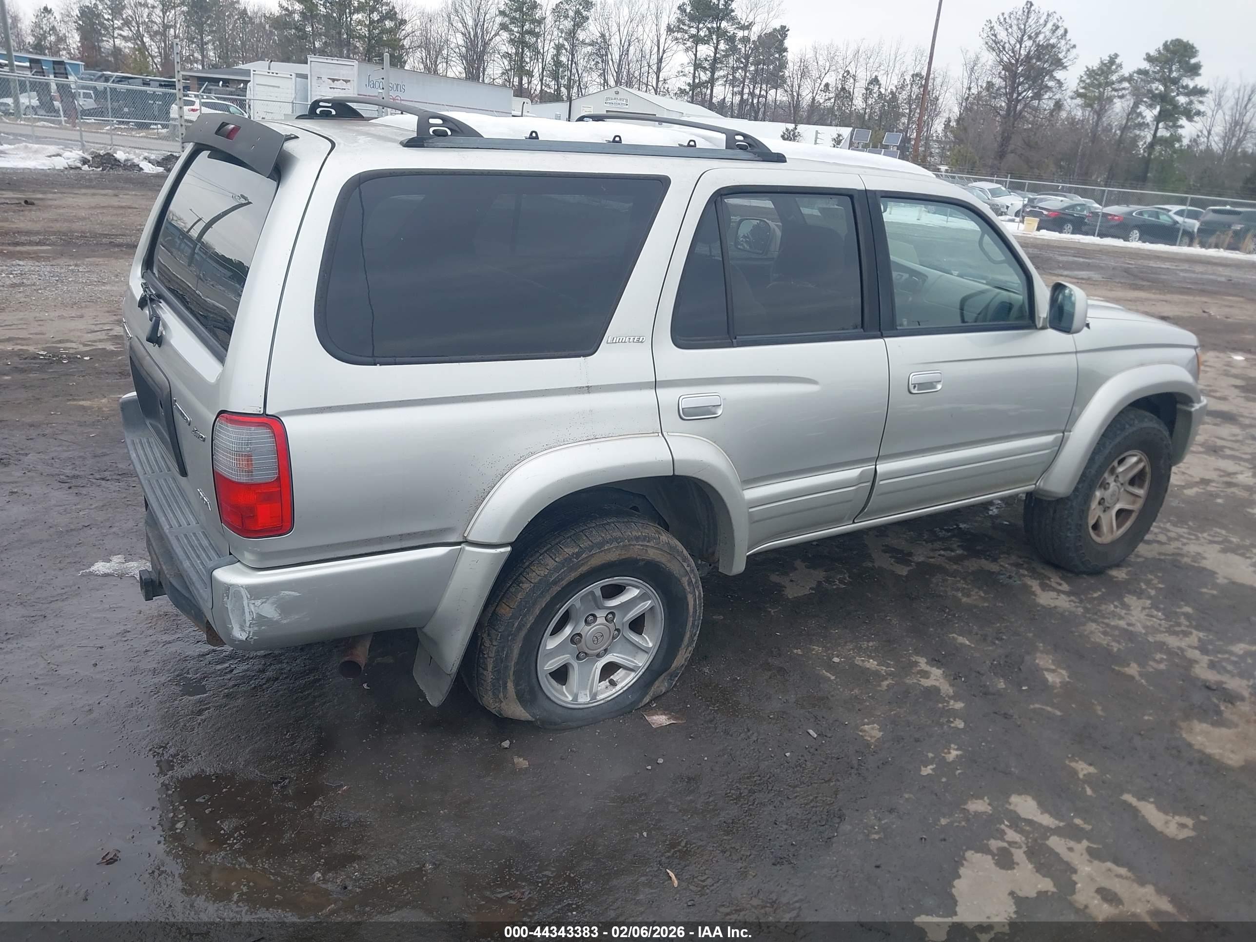 TOYOTA 4RUNNER image 4