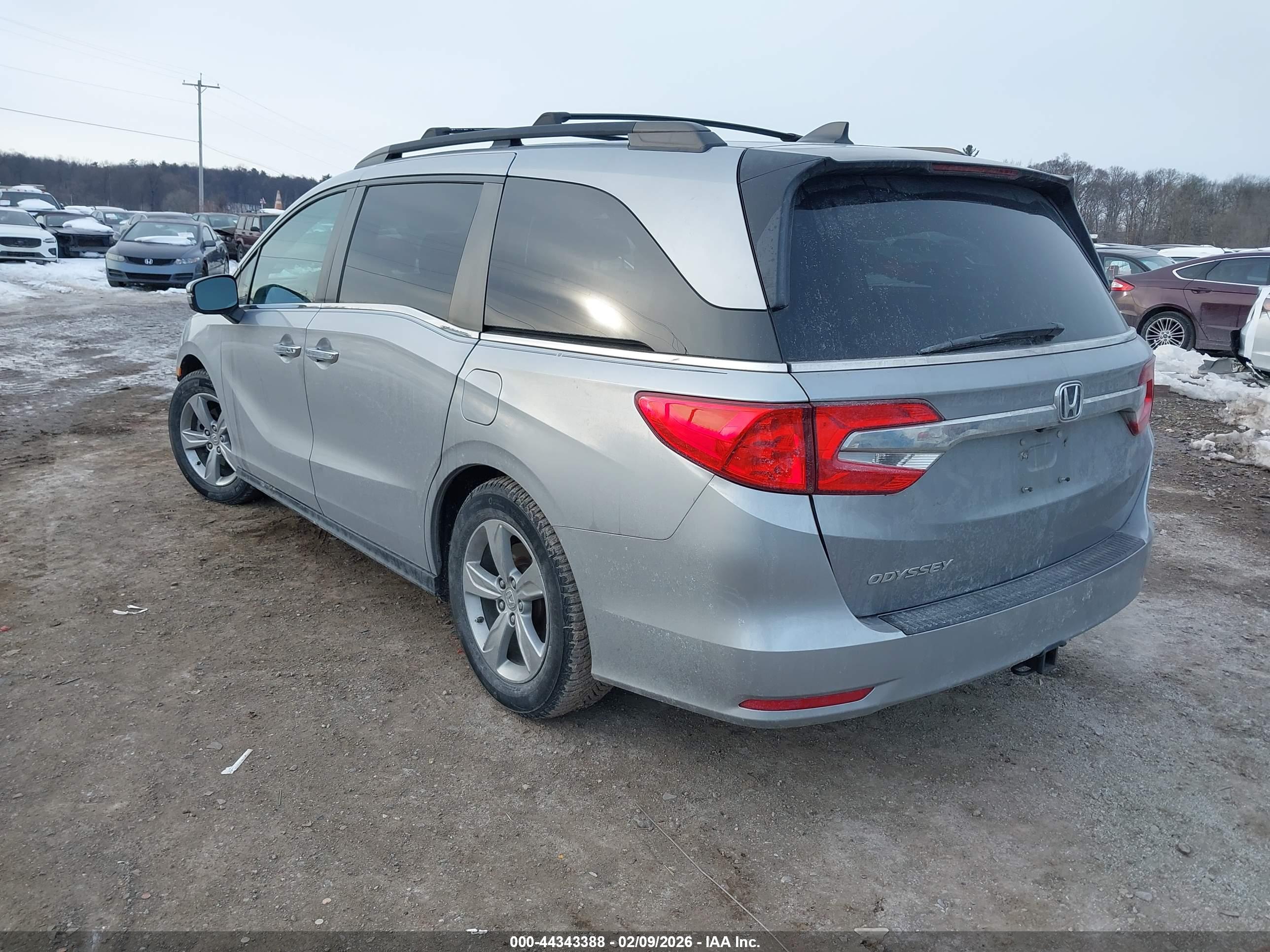 HONDA ODYSSEY image 3