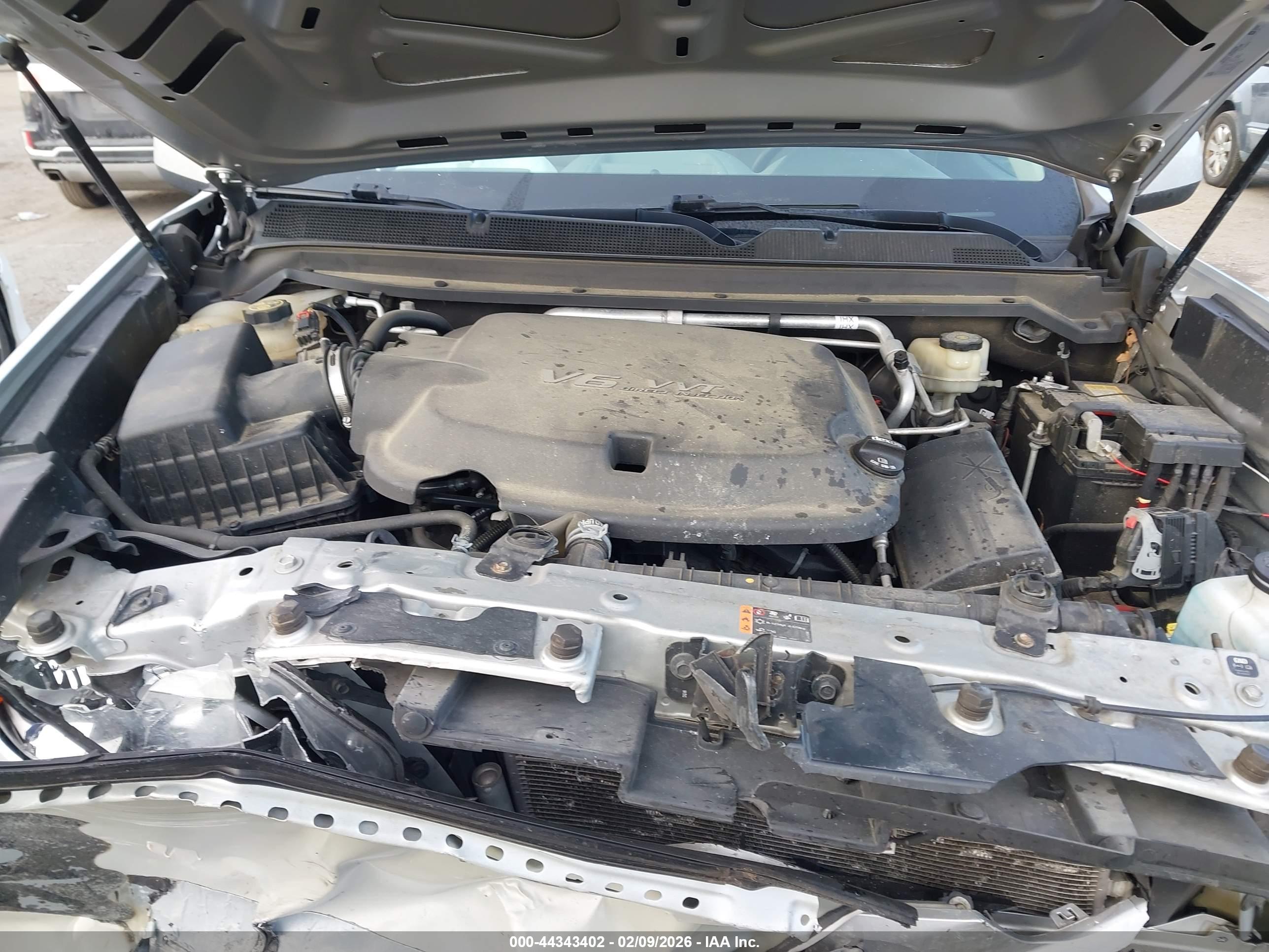 CHEVROLET COLORADO image 10