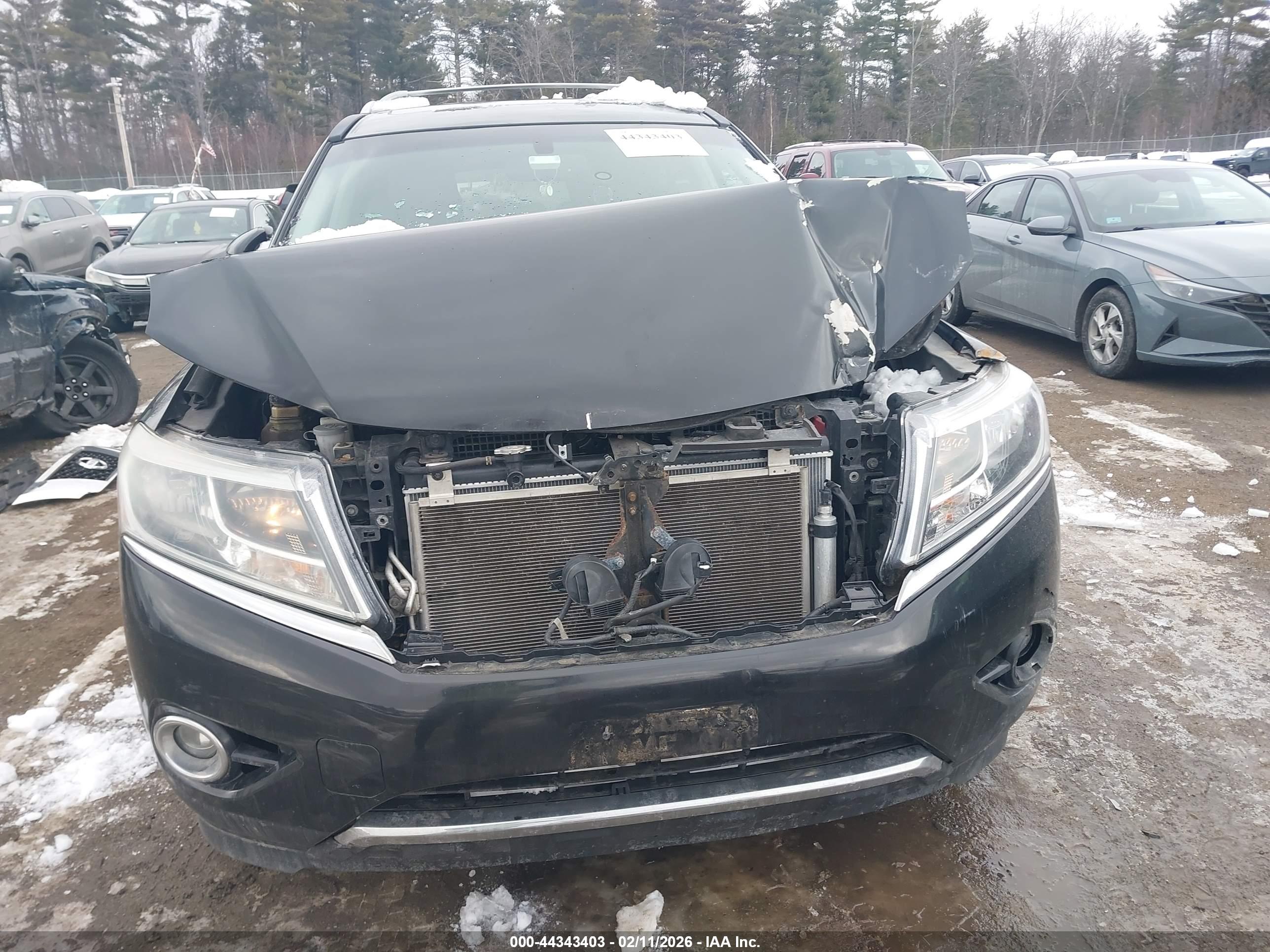 NISSAN PATHFINDER image 6