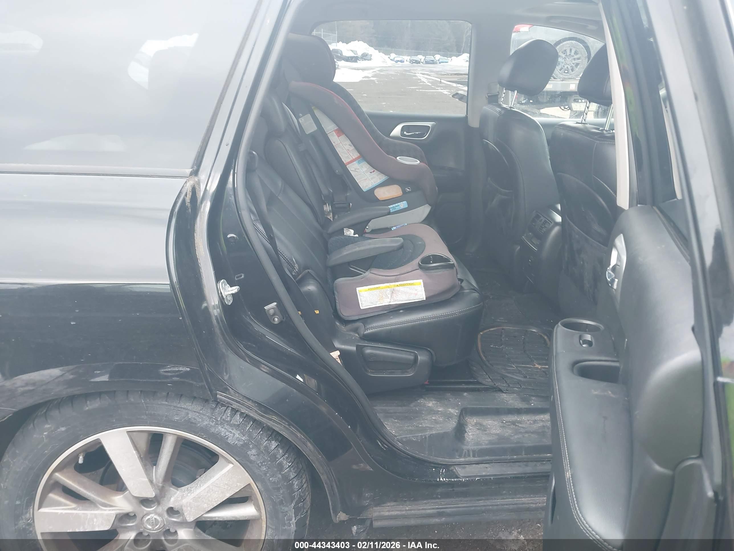 NISSAN PATHFINDER image 8