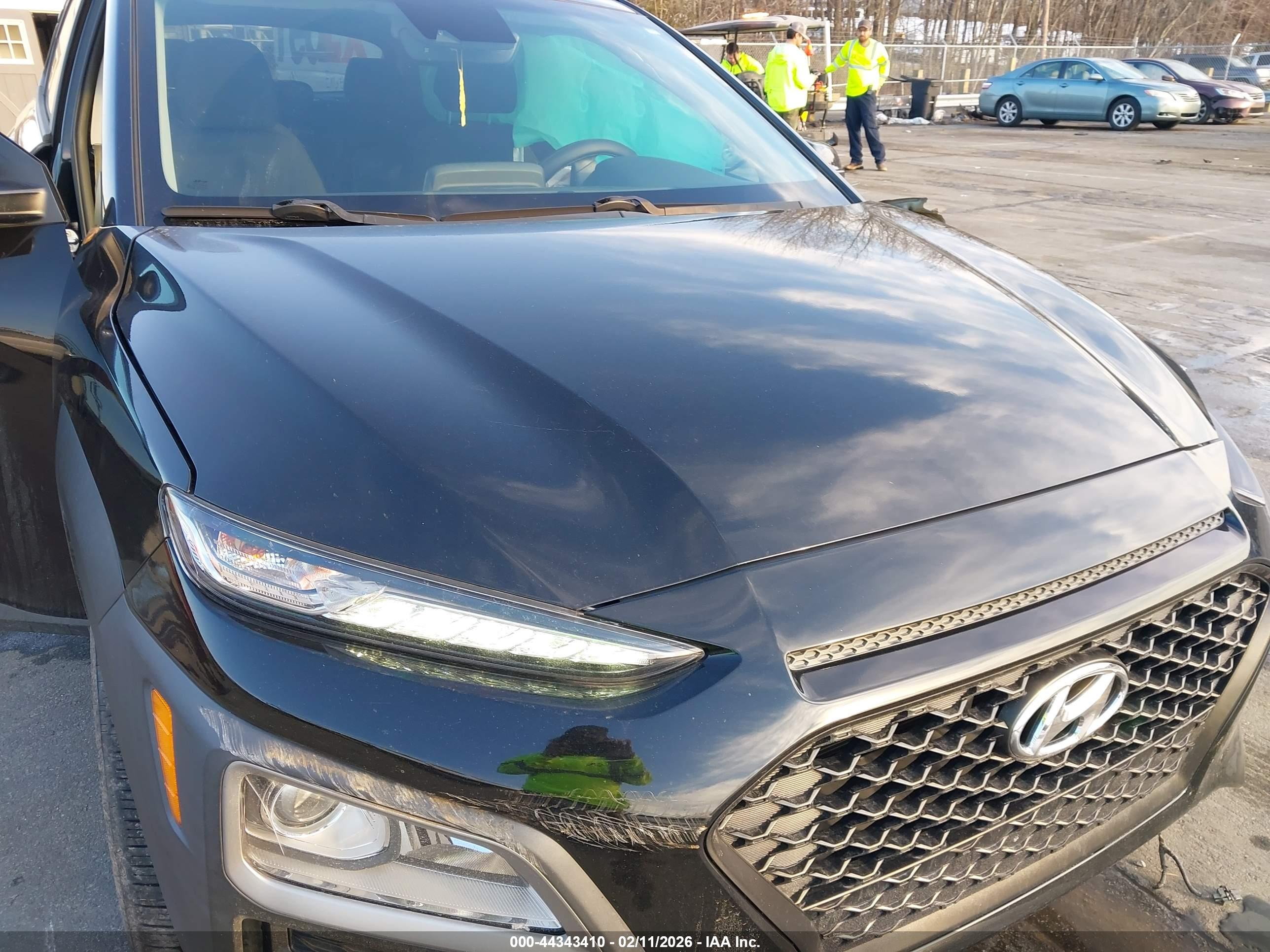 HYUNDAI KONA image 10