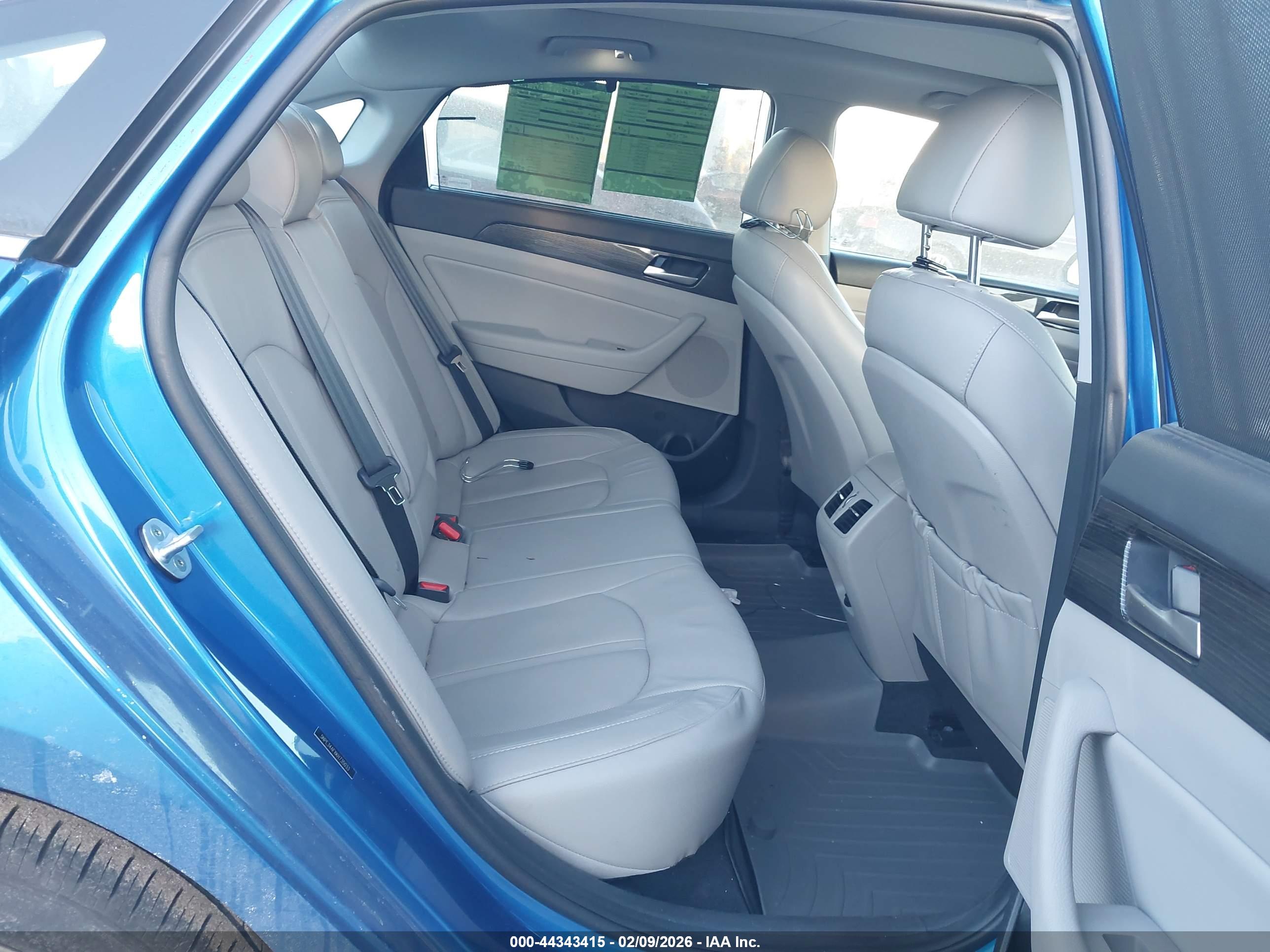 HYUNDAI SONATA image 8