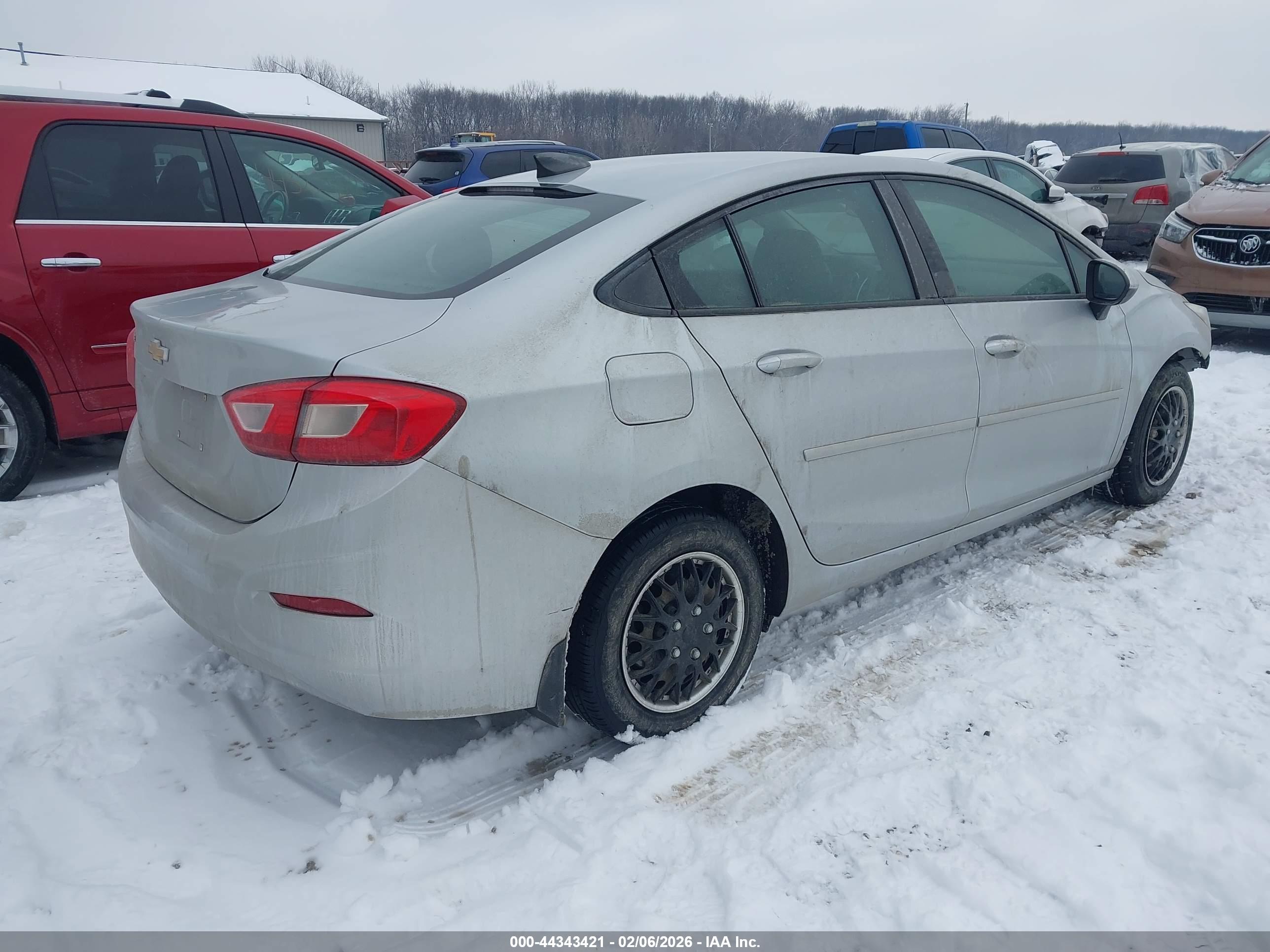 CHEVROLET CRUZE image 4