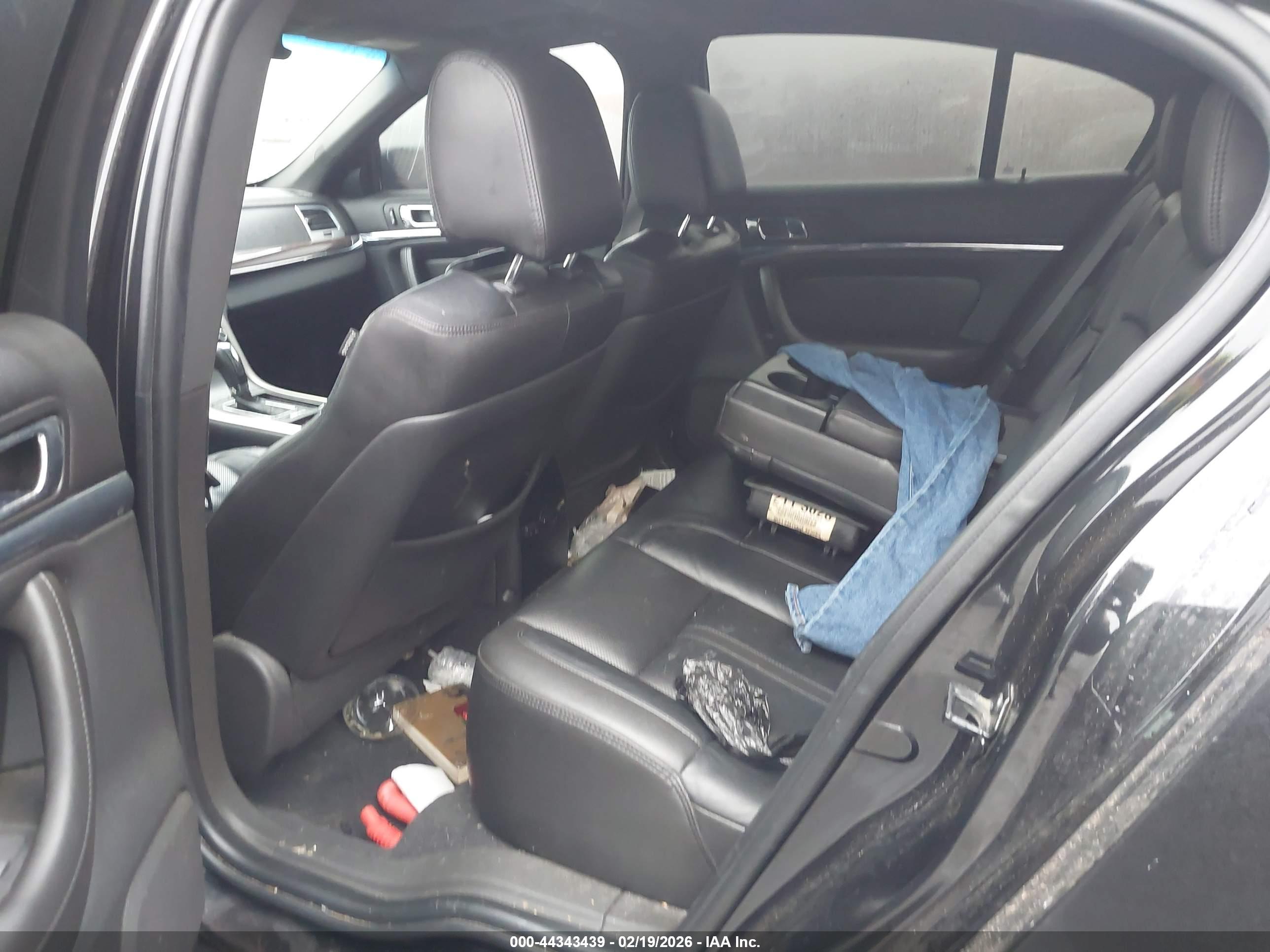 LINCOLN MKS image 8