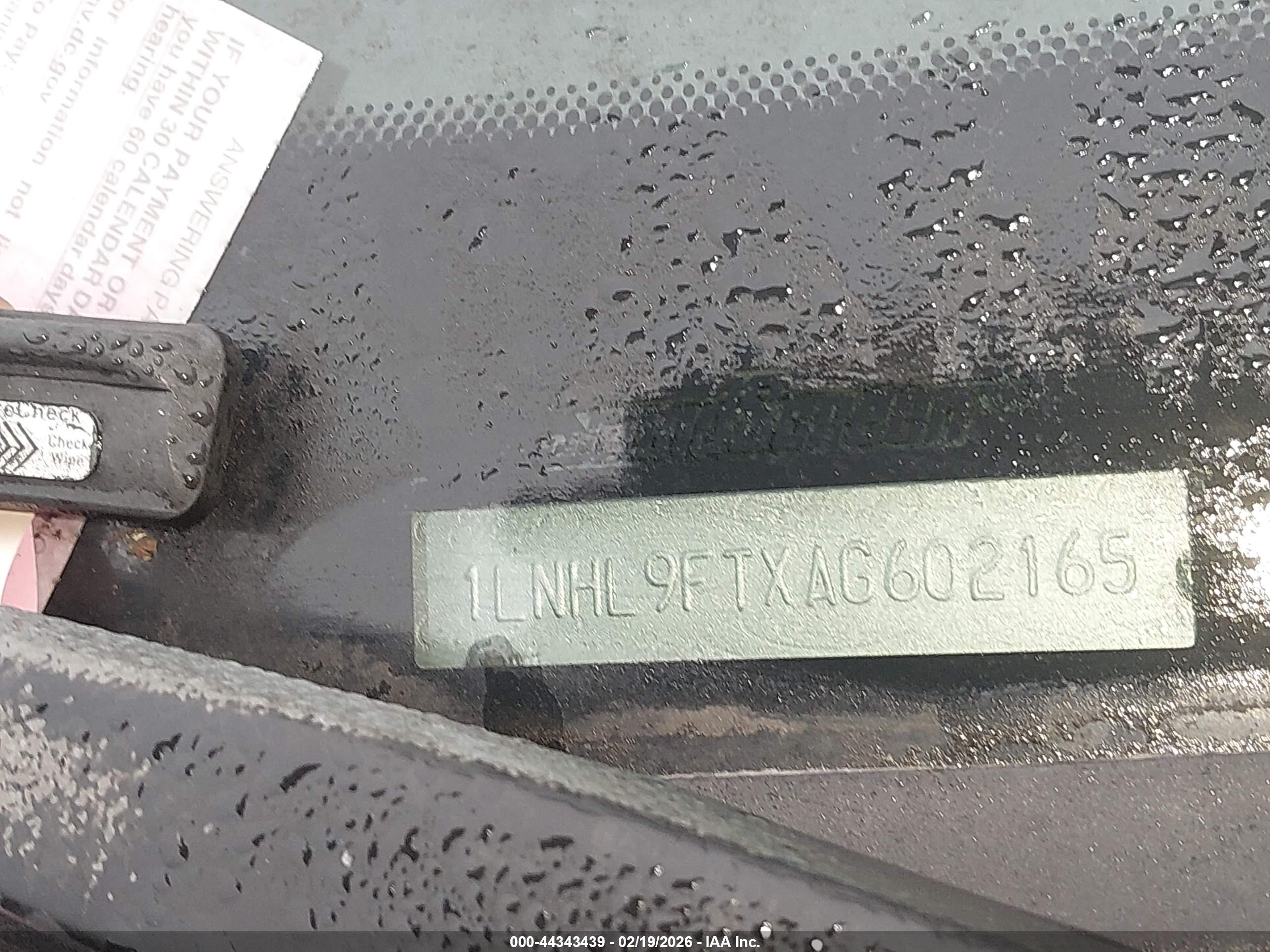 LINCOLN MKS image 9