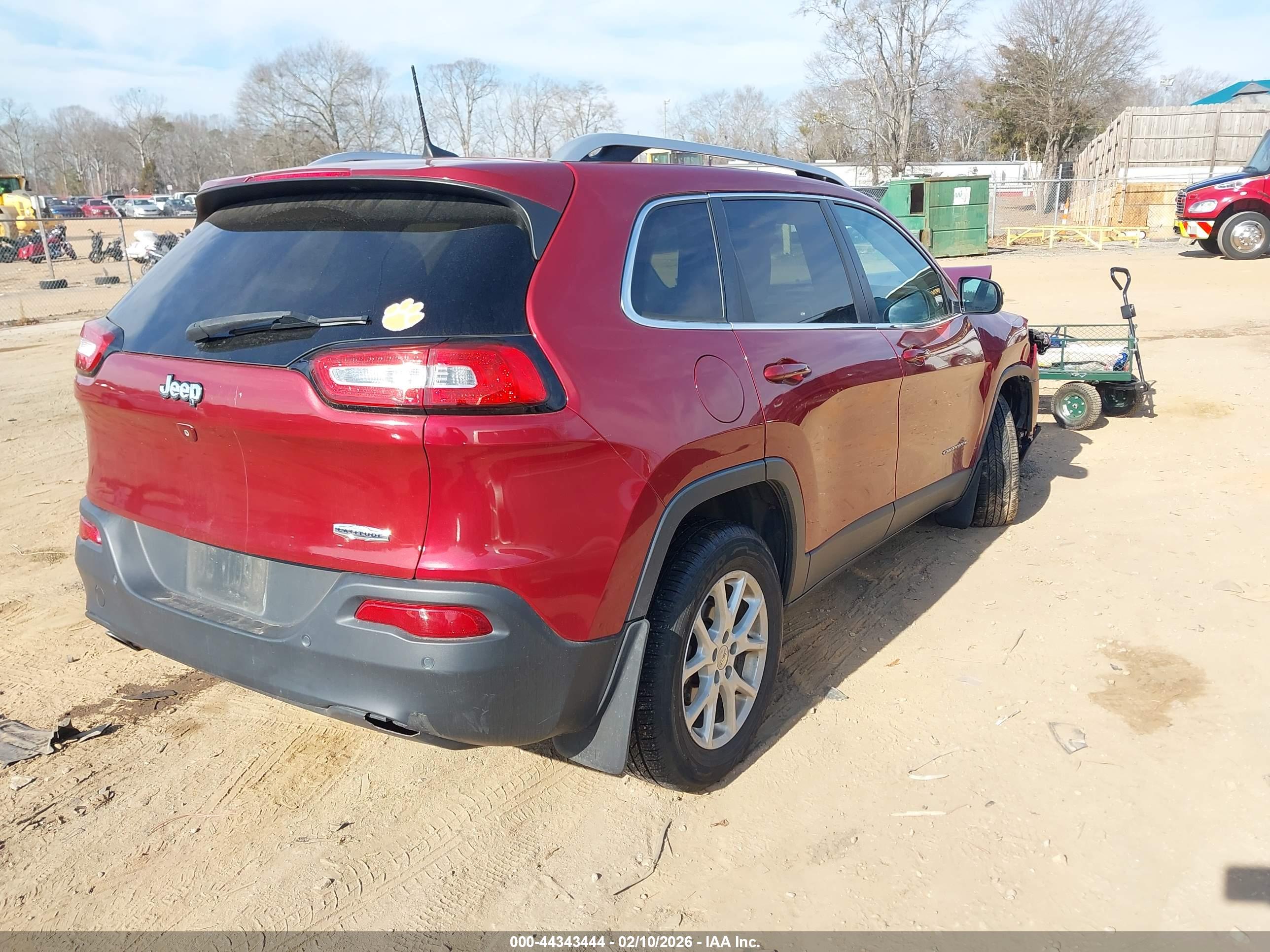 JEEP CHEROKEE image 4