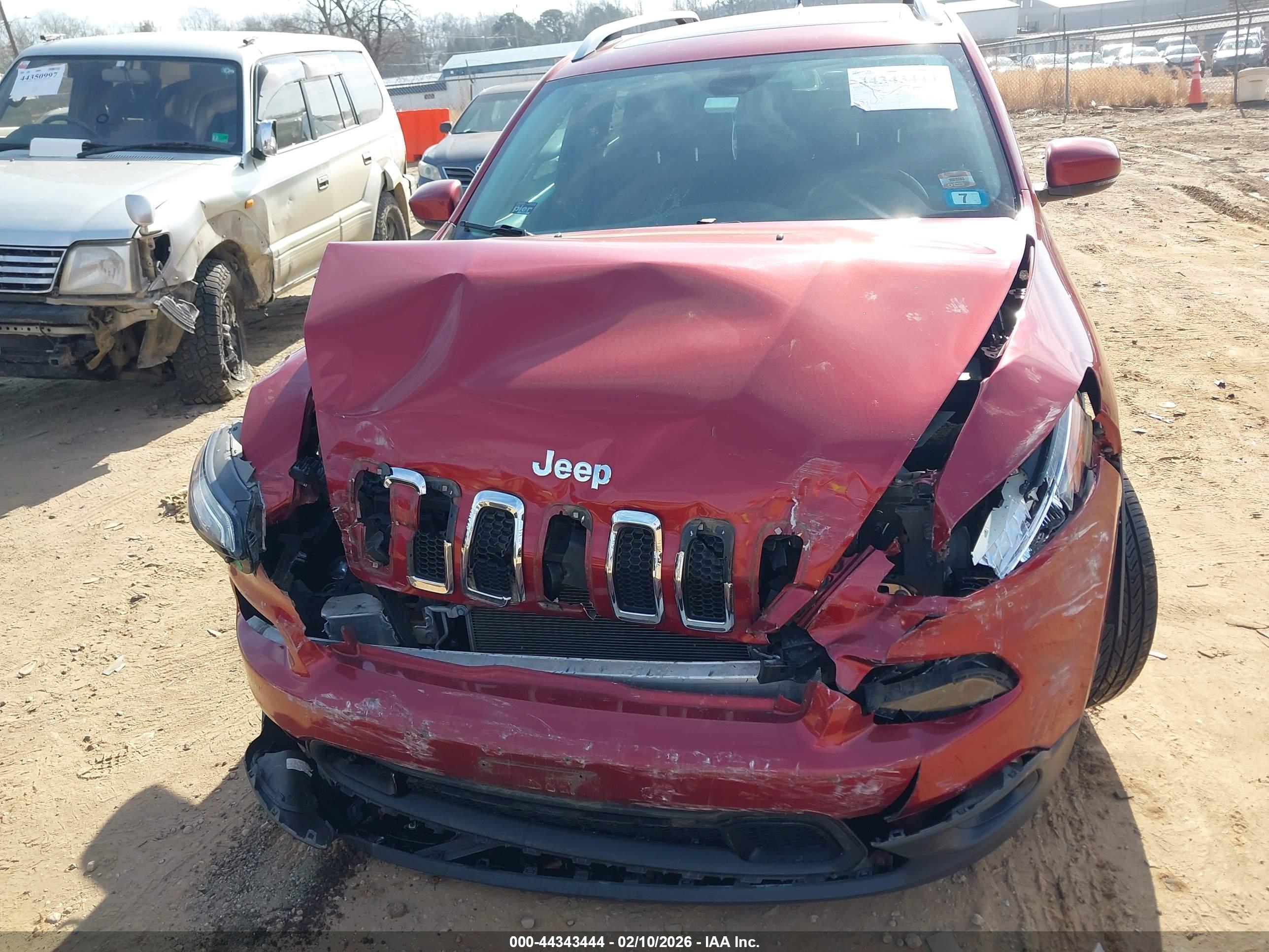 JEEP CHEROKEE image 6
