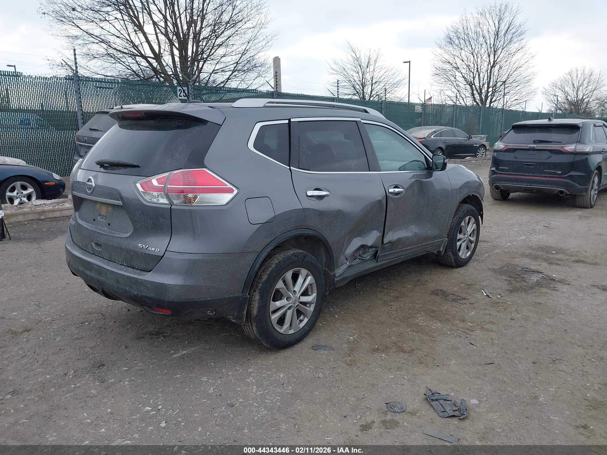 NISSAN ROGUE image 4