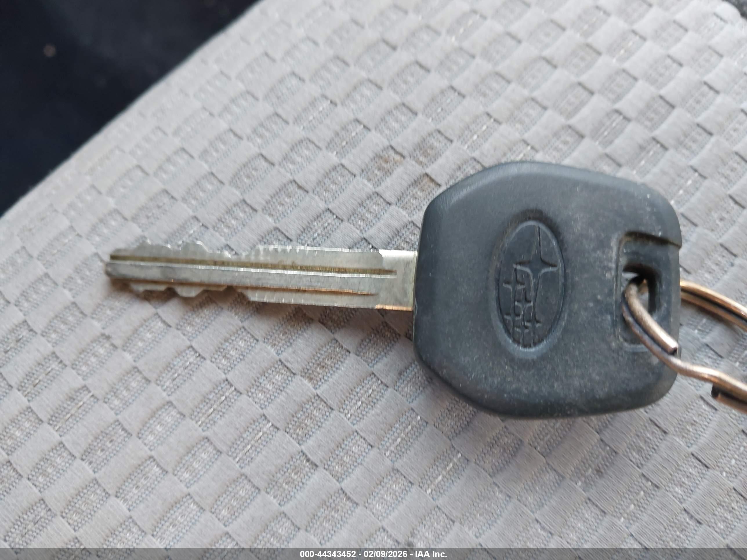 SUBARU FORESTER image 11