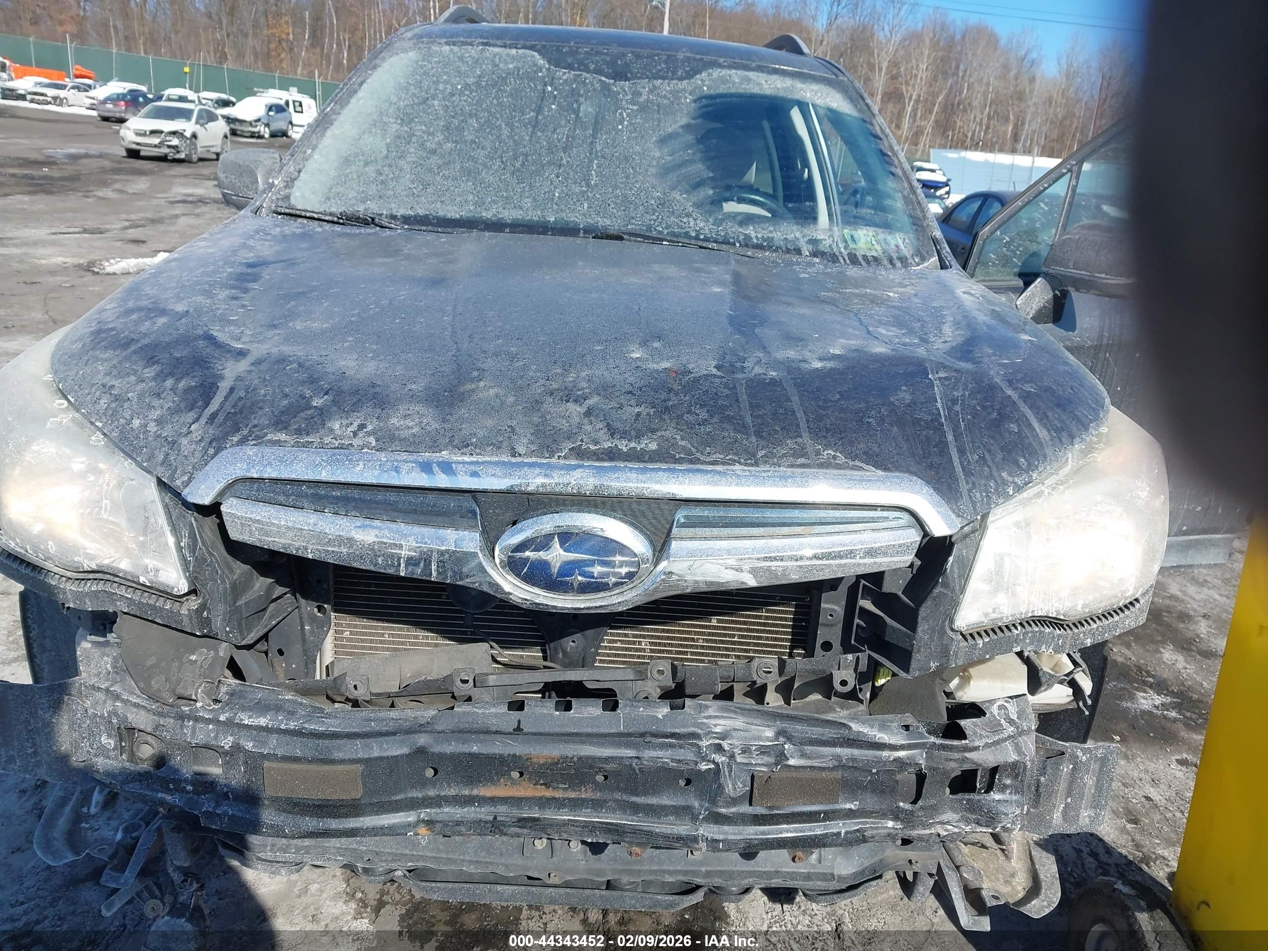 SUBARU FORESTER image 6