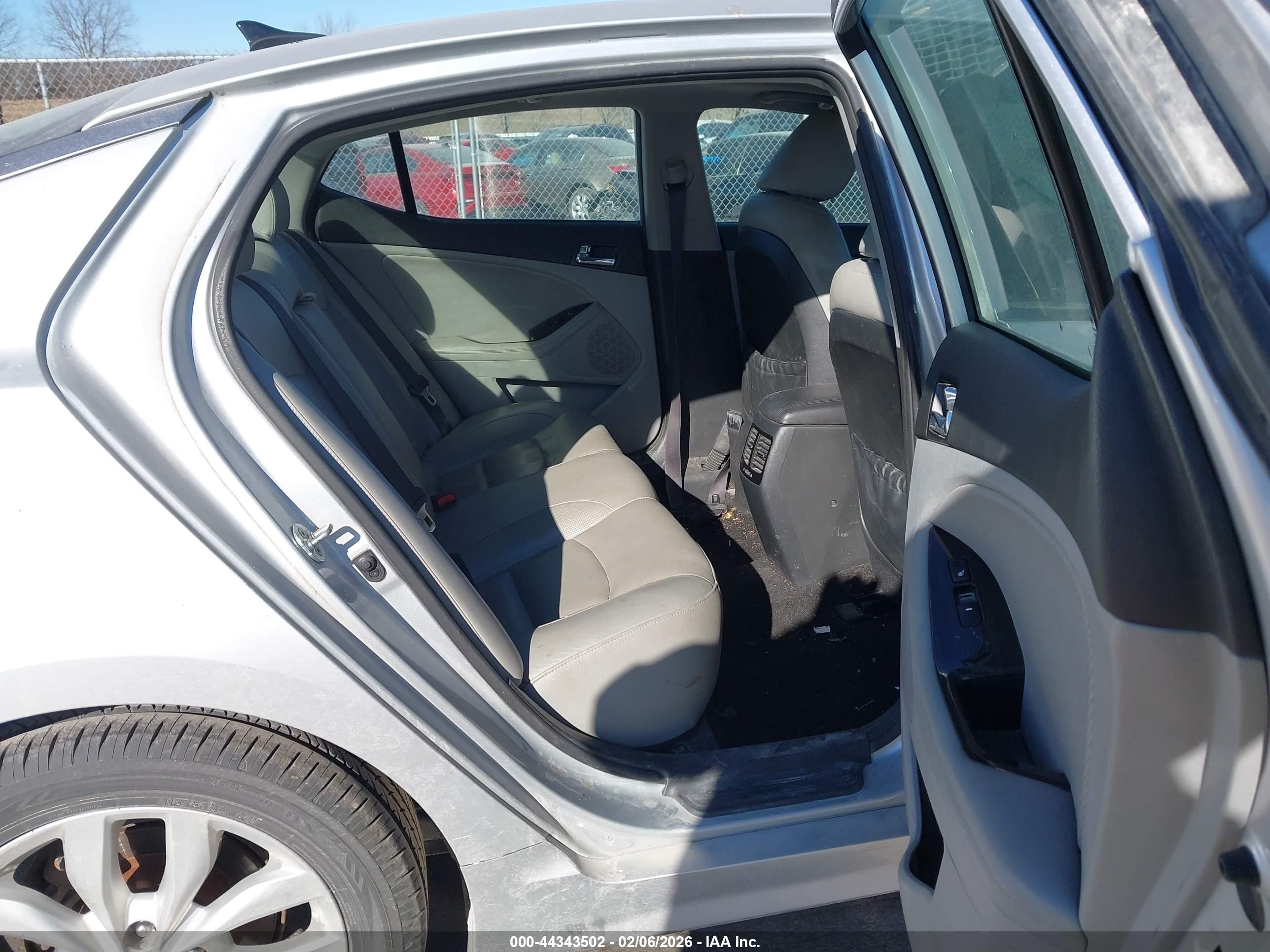 KIA OPTIMA image 8