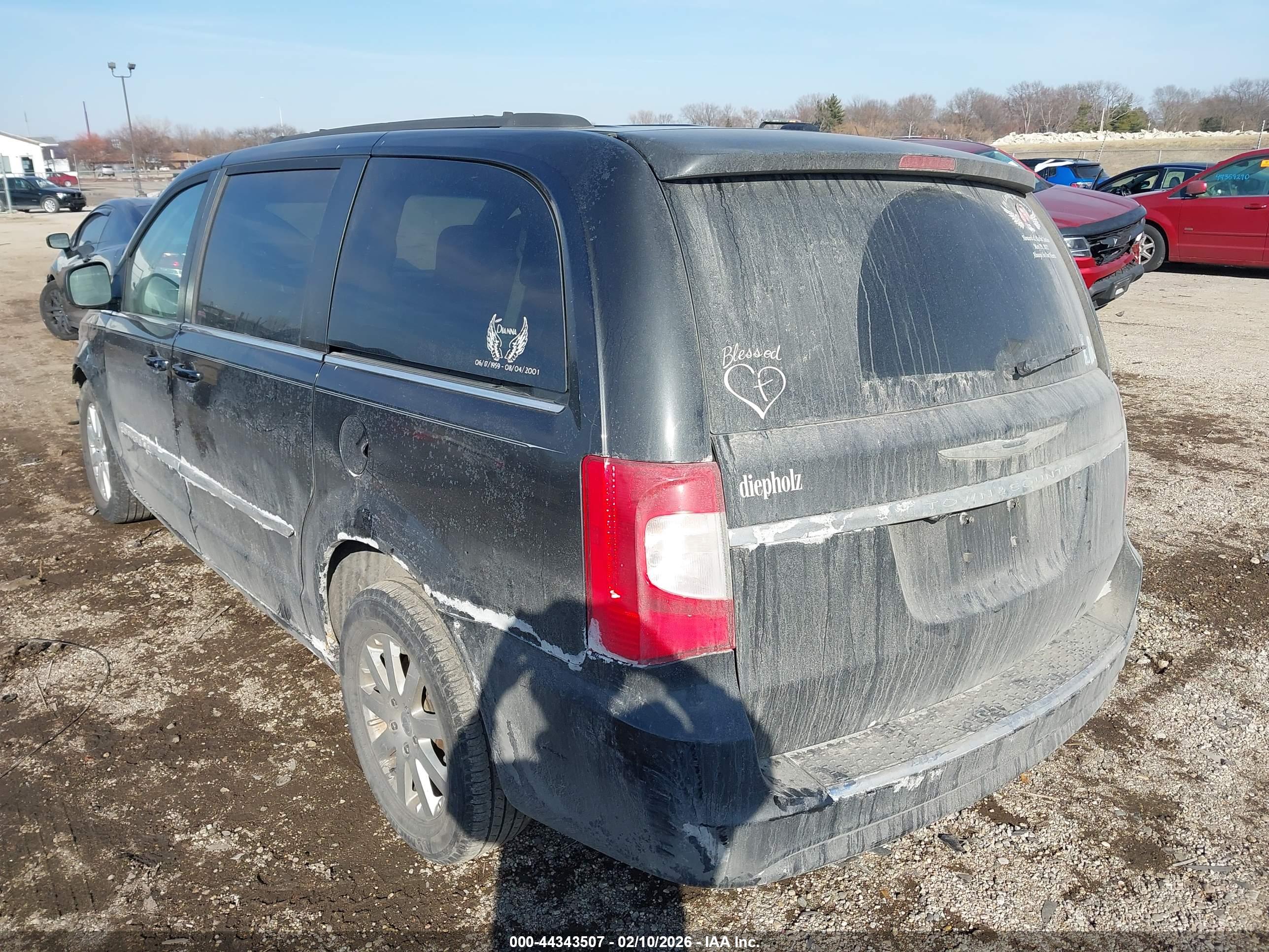 CHRYSLER TOWN image 3