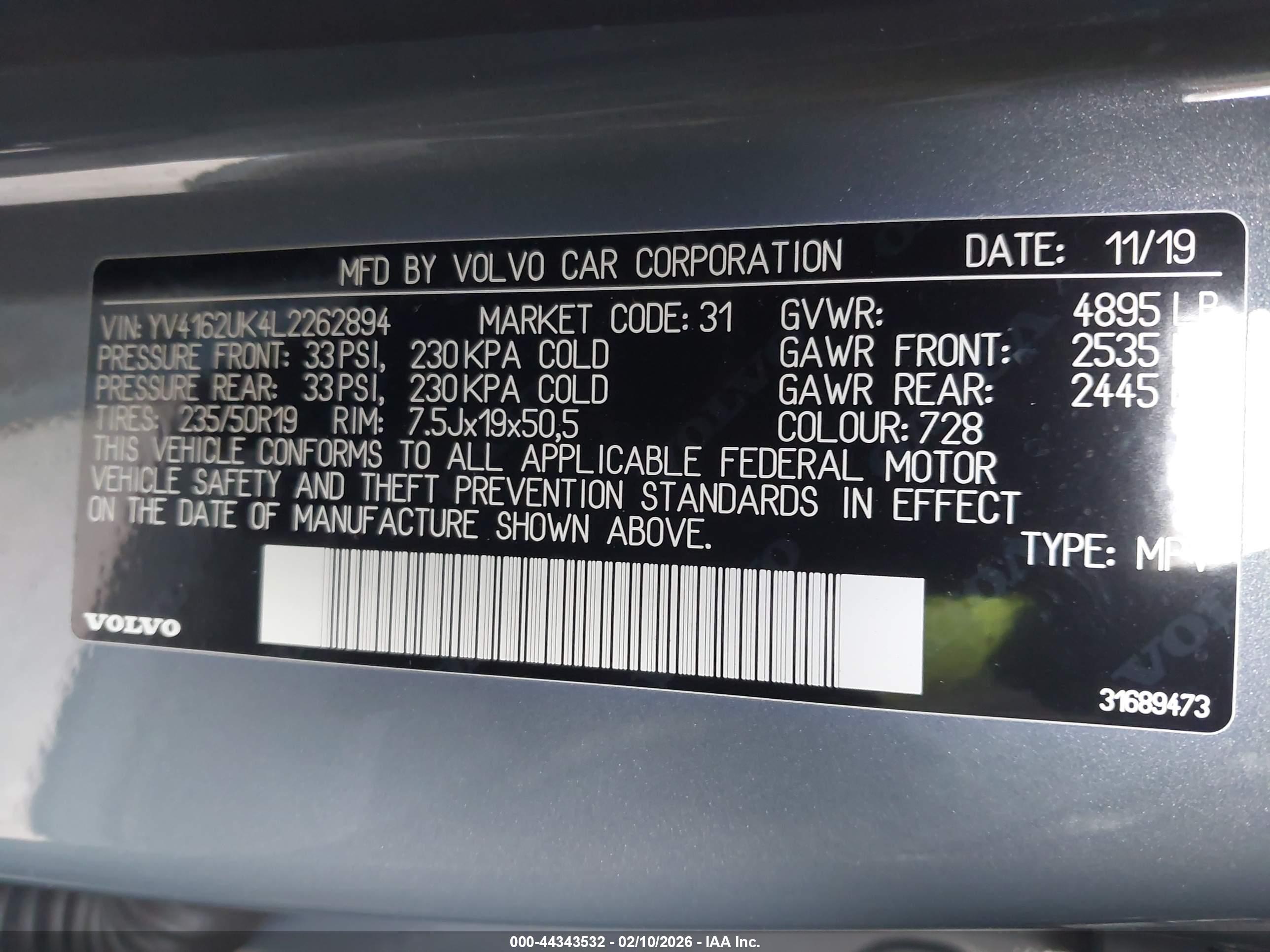 VOLVO XC40 image 9