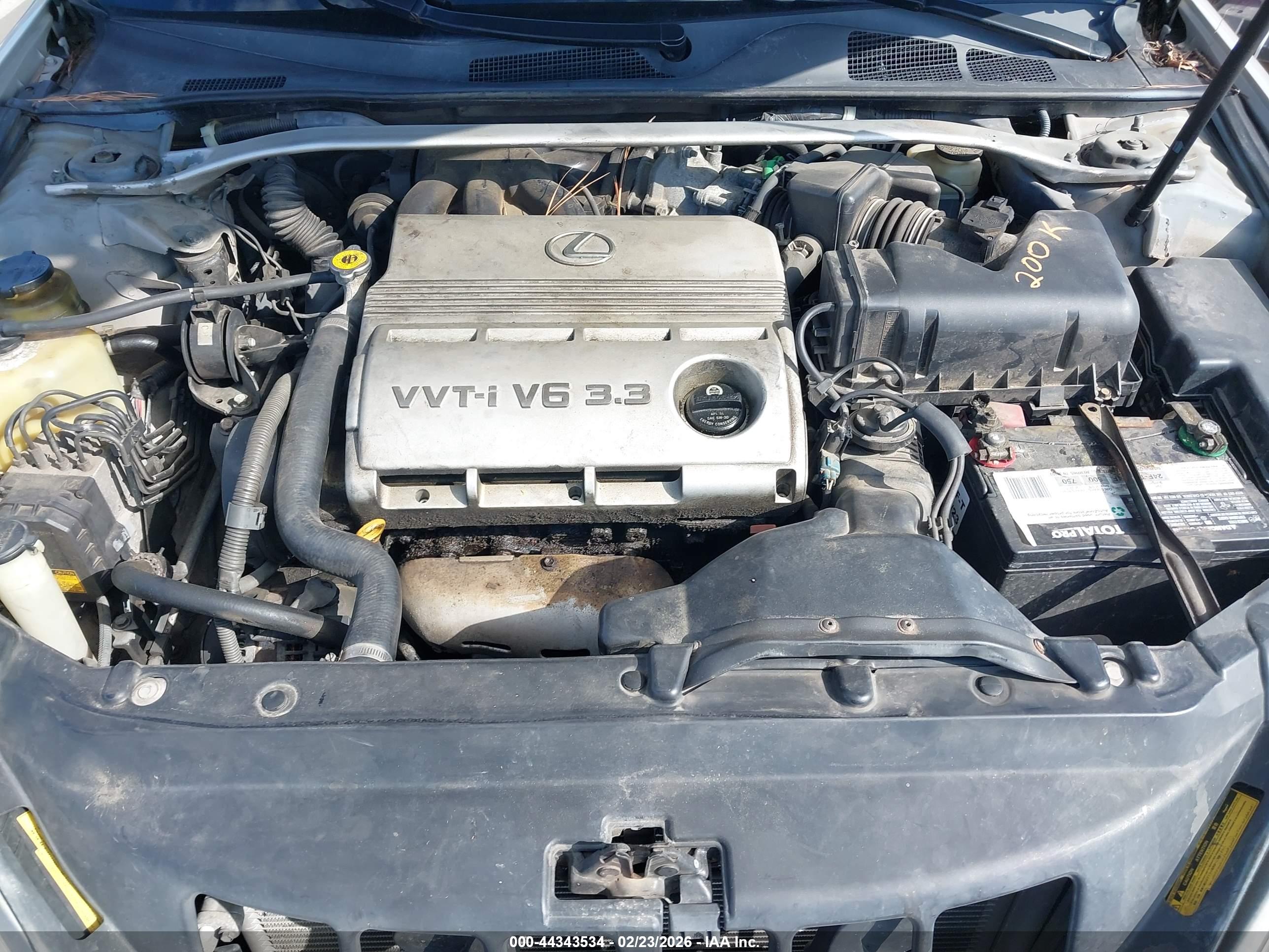 LEXUS ES image 10