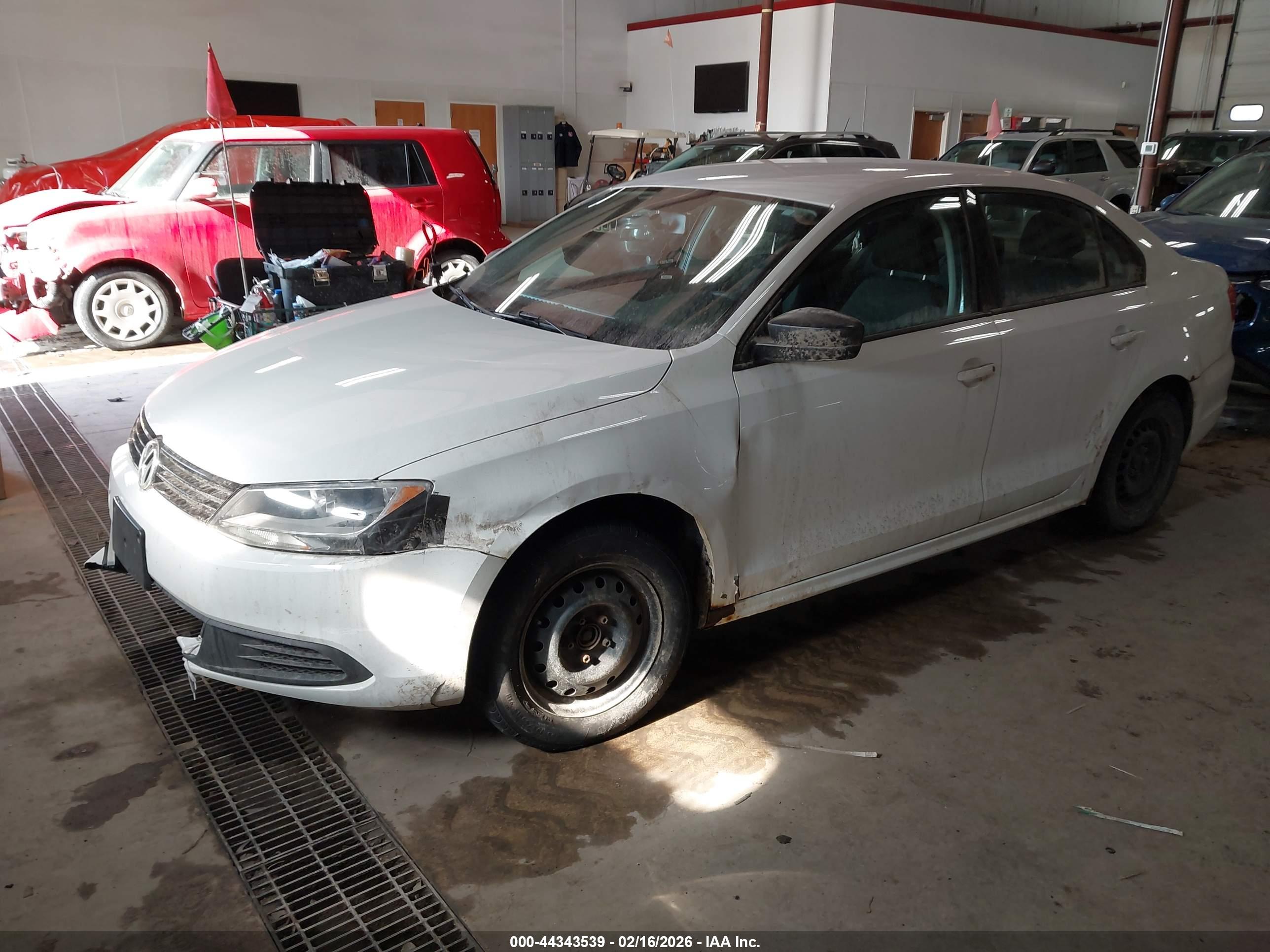 VOLKSWAGEN JETTA image 2
