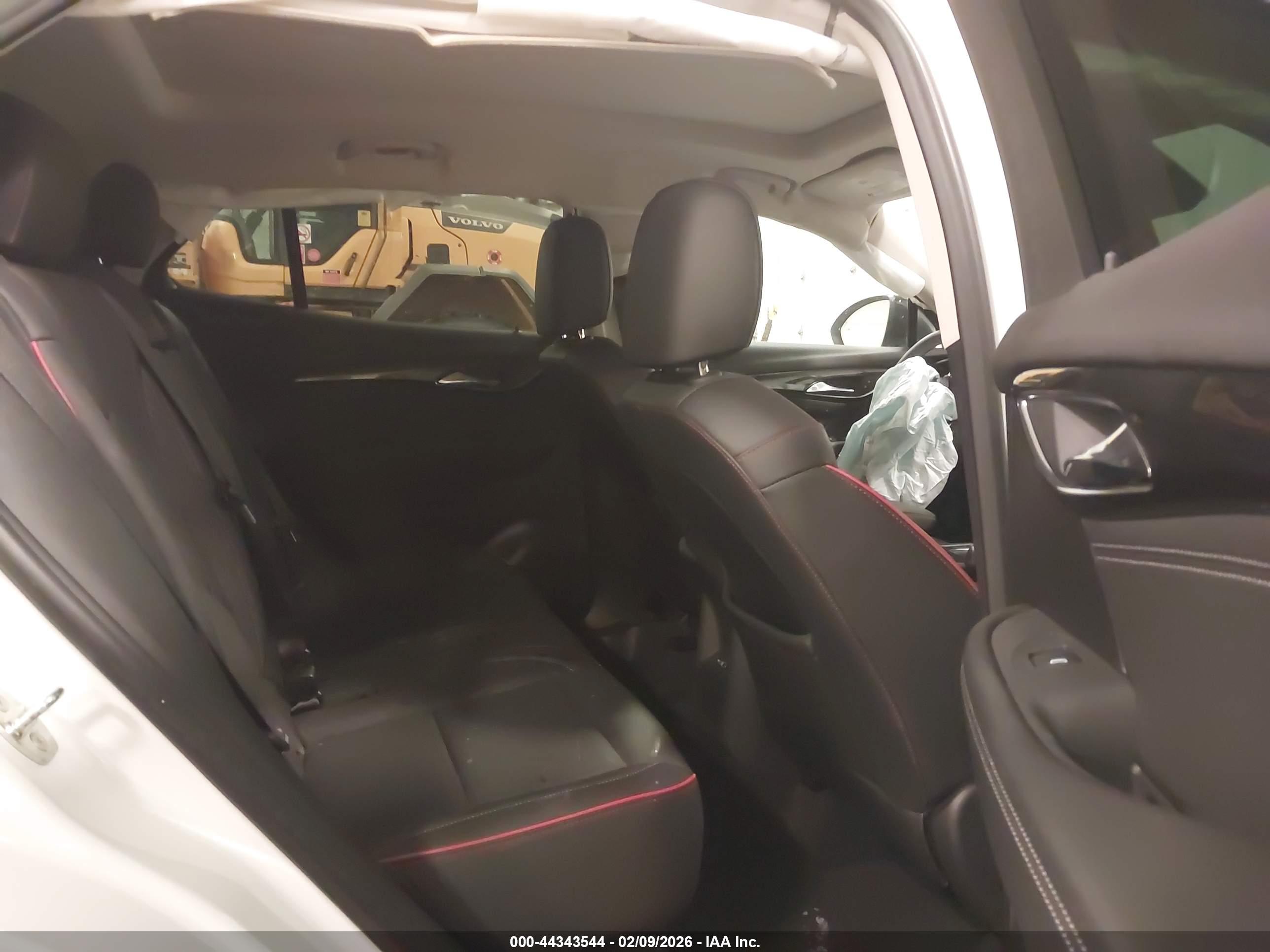 BUICK ENVISION image 8