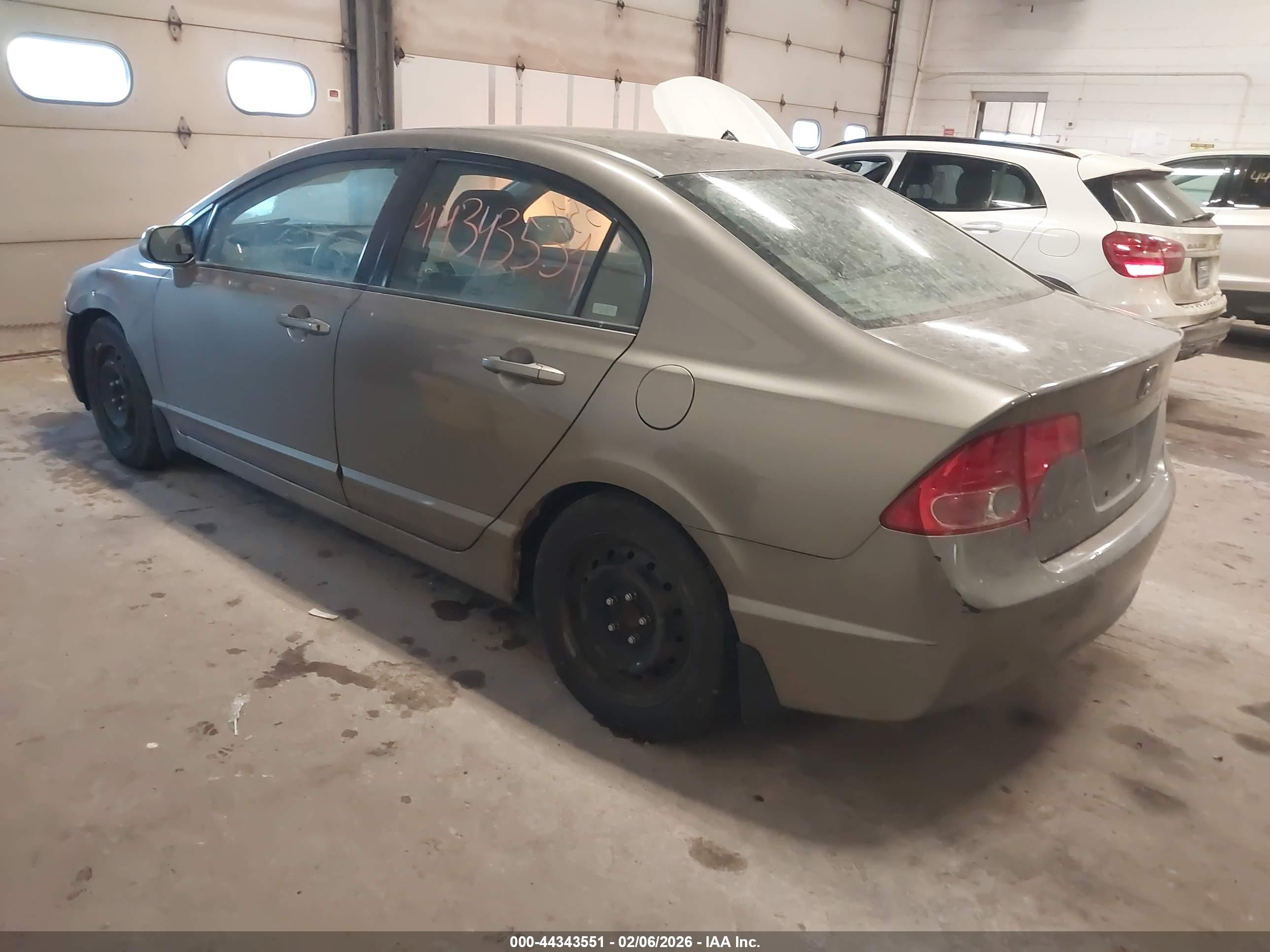 HONDA CIVIC image 3