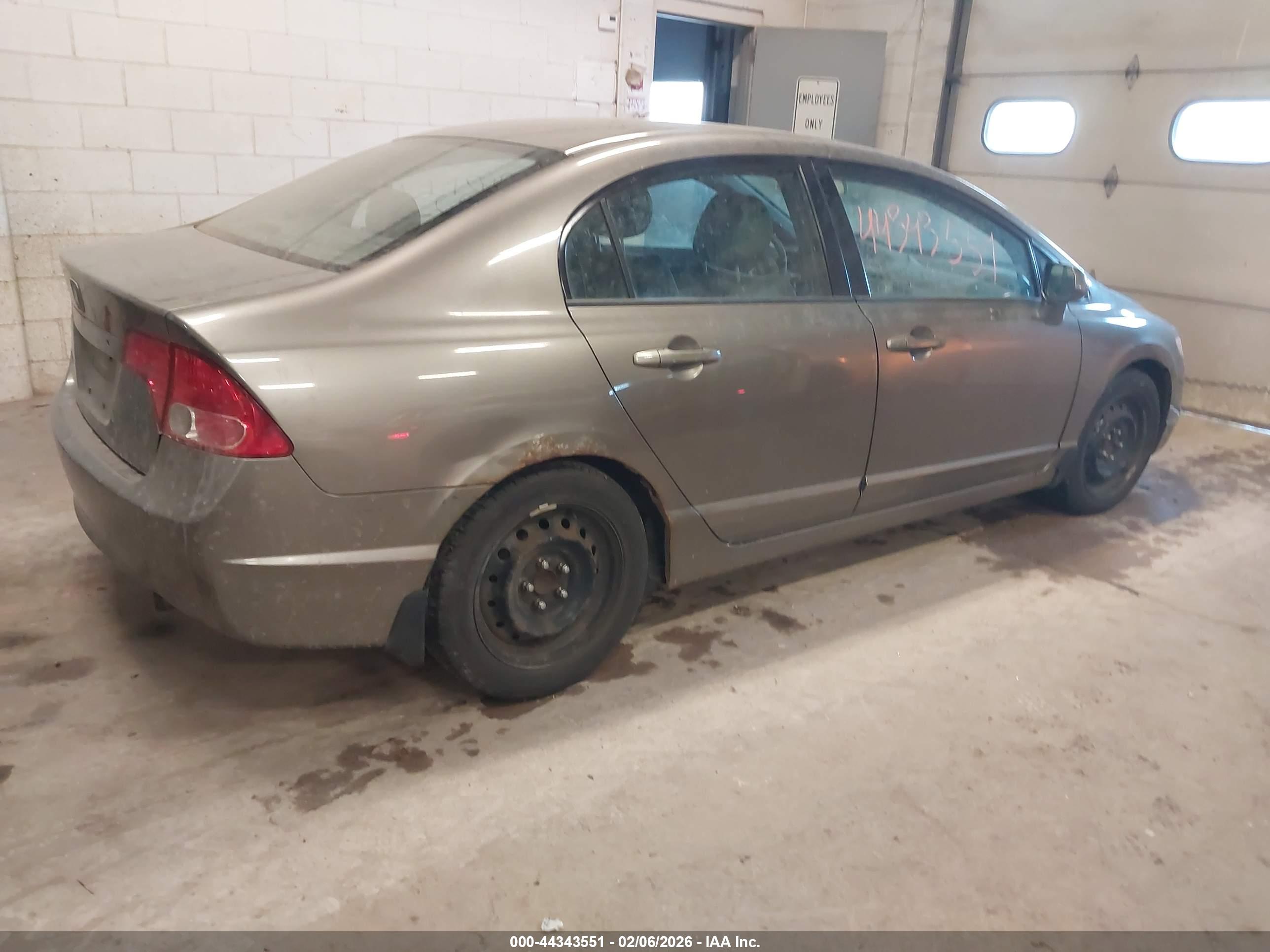 HONDA CIVIC image 4
