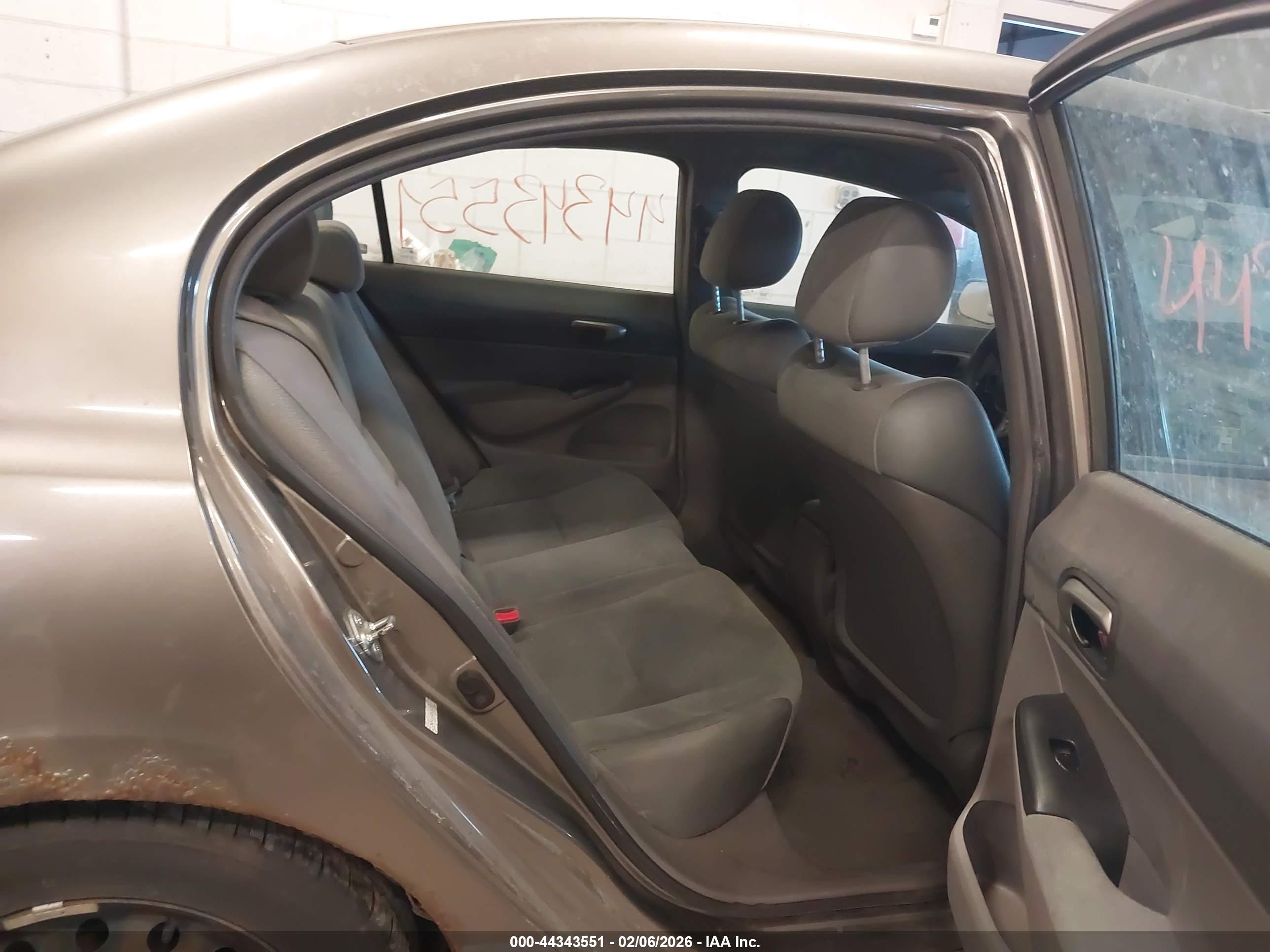 HONDA CIVIC image 8